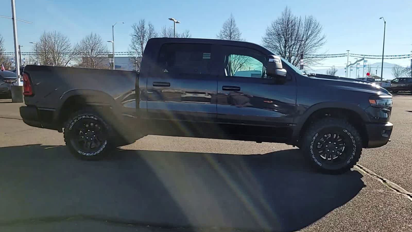 Thumbnail: 2026 RAM 1500 - 9