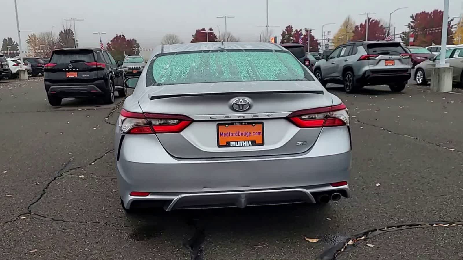 Thumbnail: 2022 Toyota Camry - 7