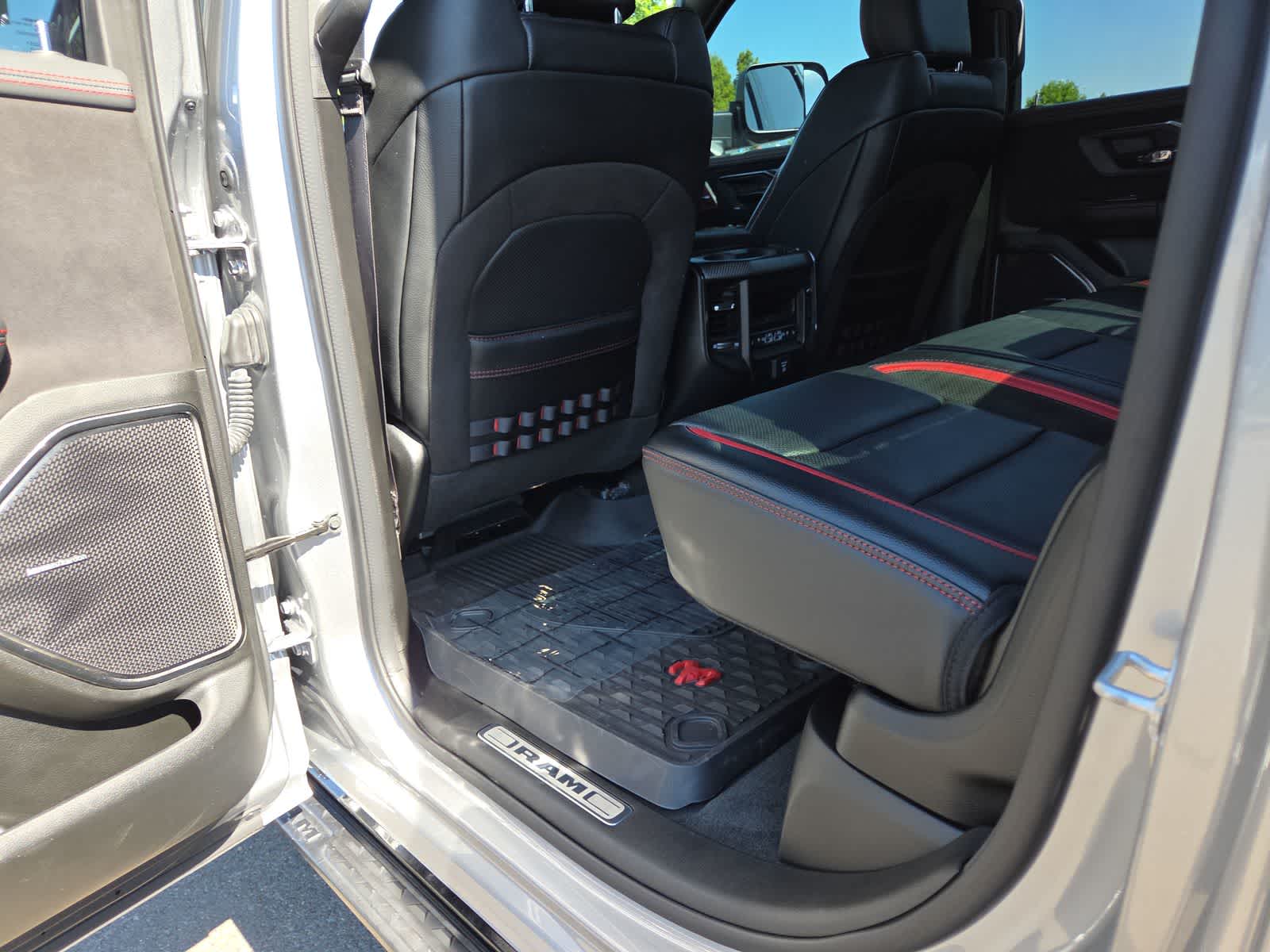 Thumbnail: 2023 RAM 1500 - 19