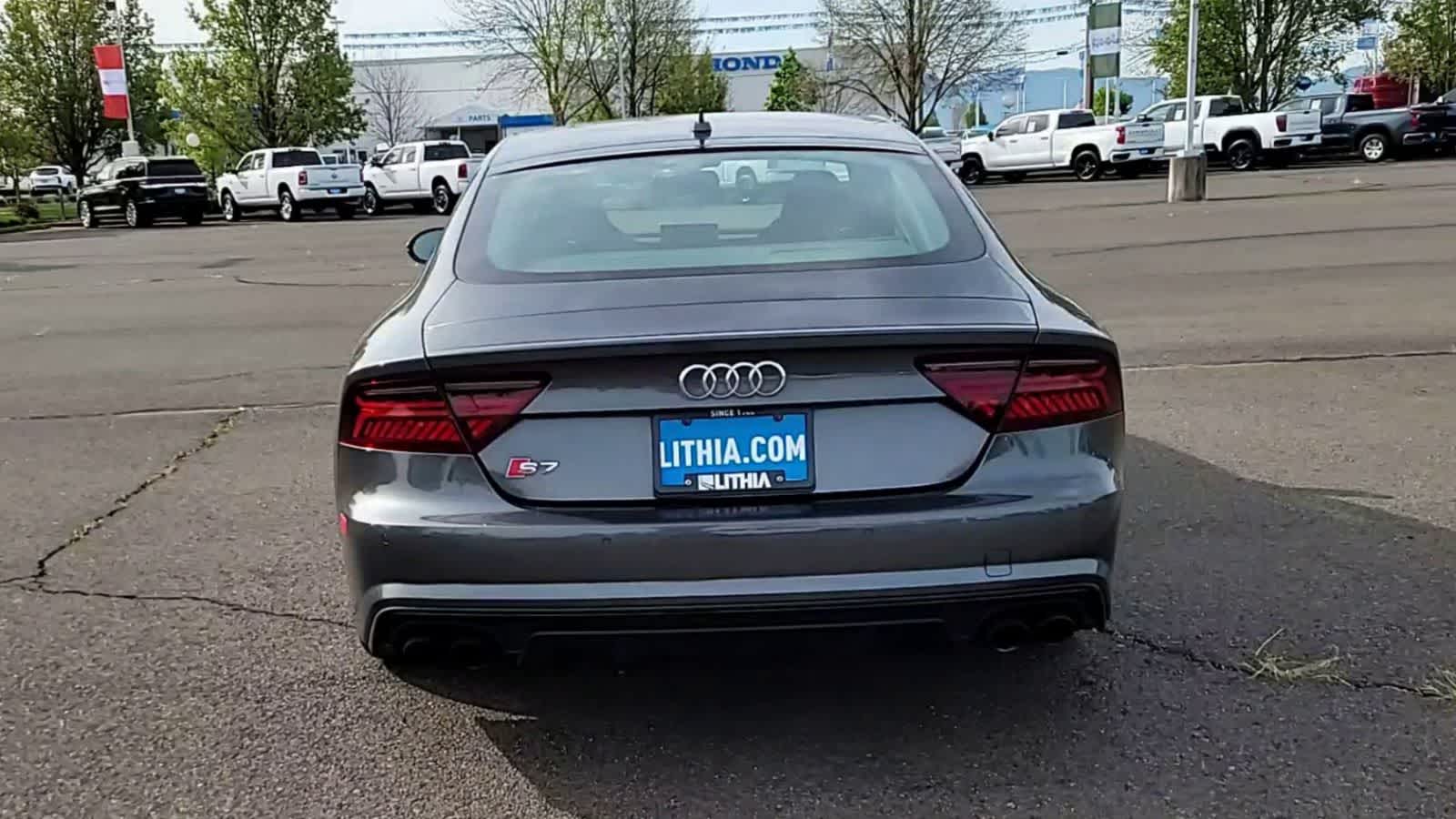 Thumbnail: 2017 Audi S7 - 7