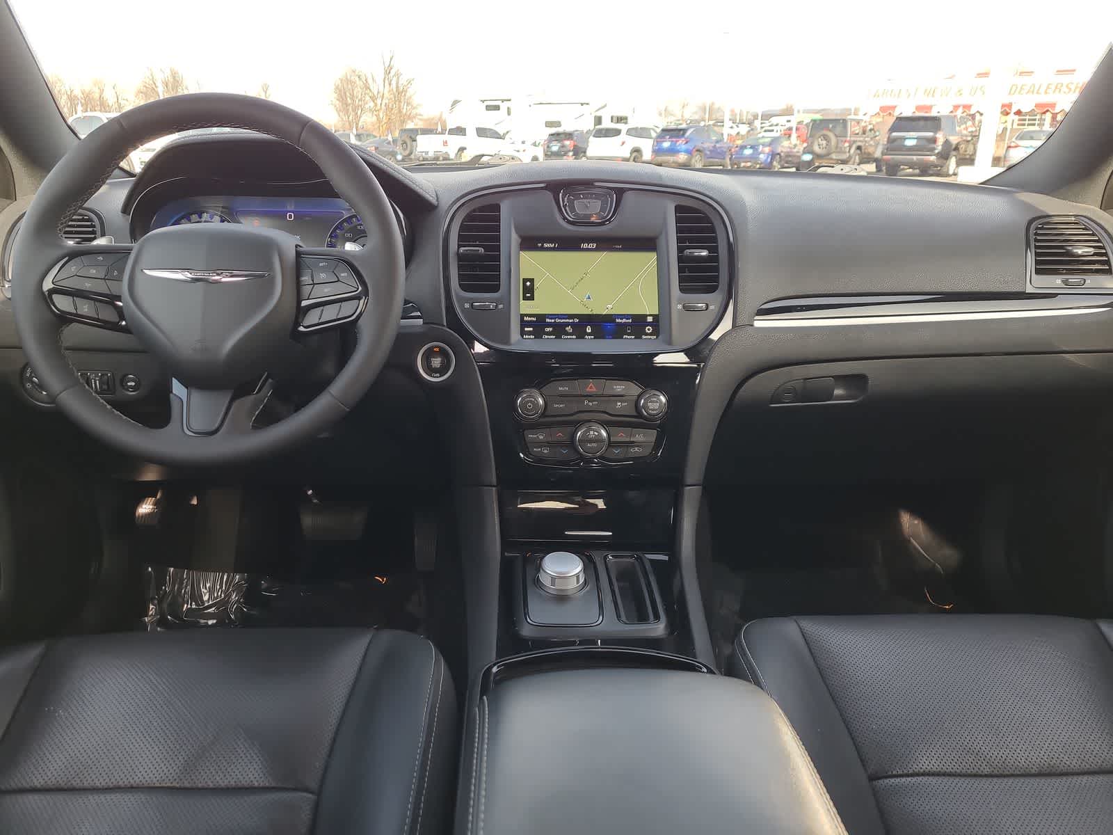 Thumbnail: 2022 Chrysler 300 - 18