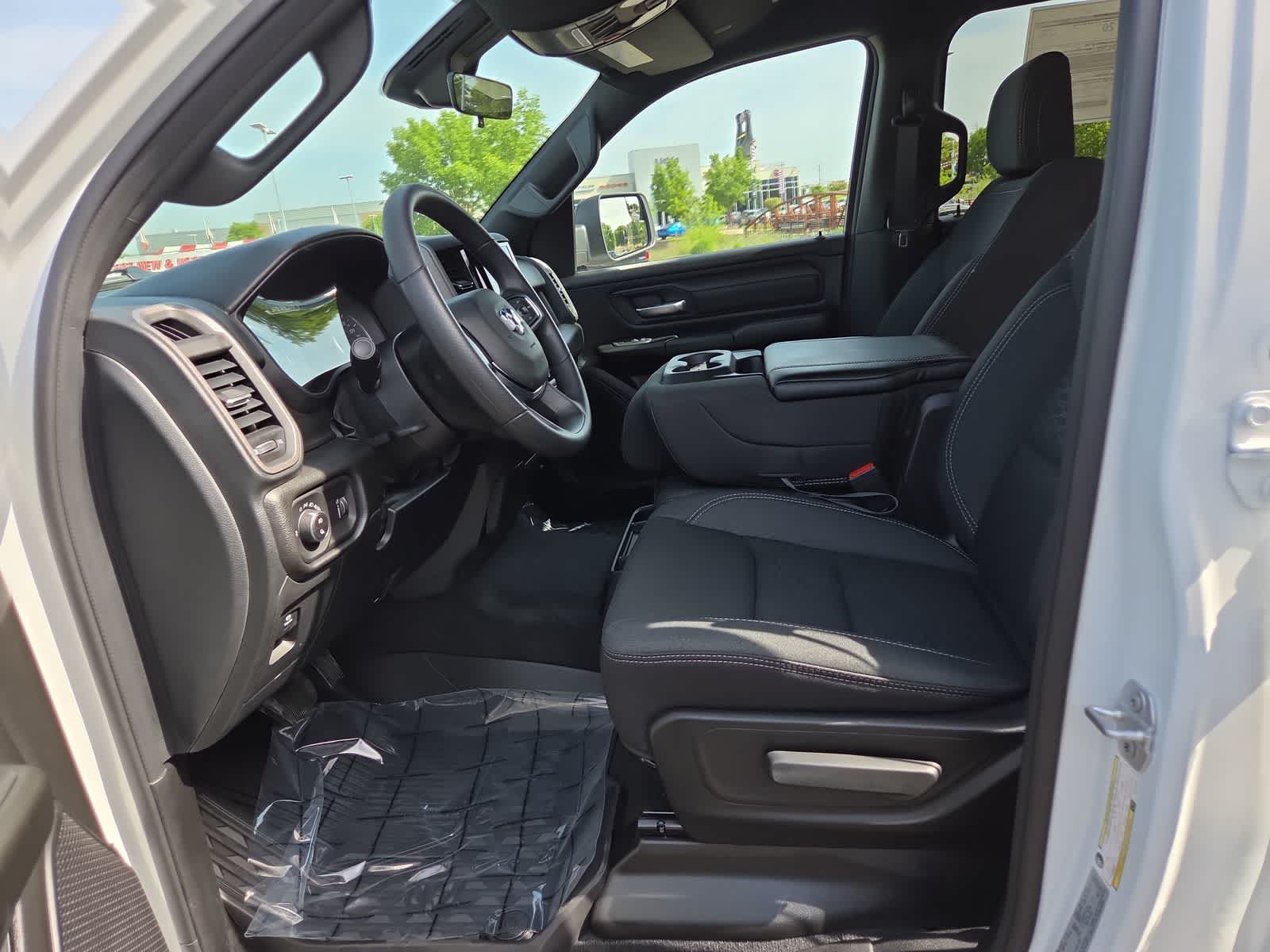 Thumbnail: 2026 RAM 1500 - 19
