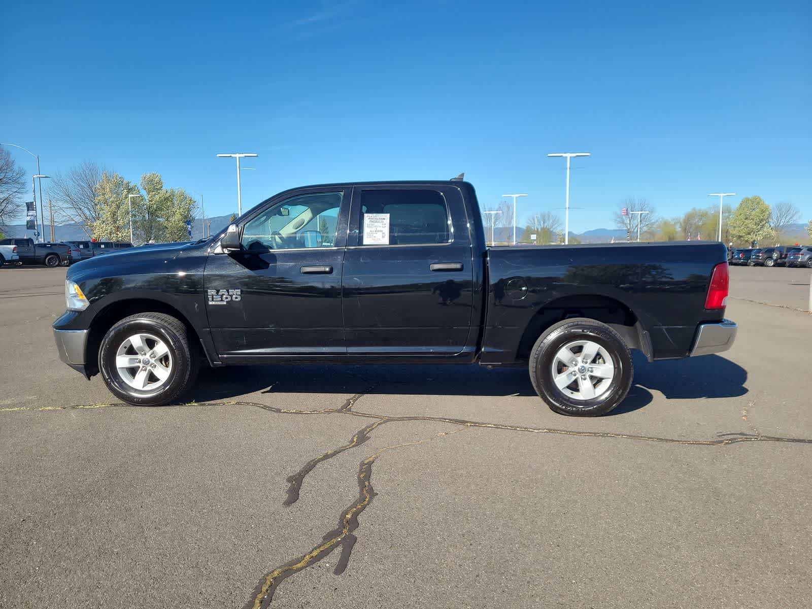 Thumbnail: 2023 RAM 1500 Classic - 11