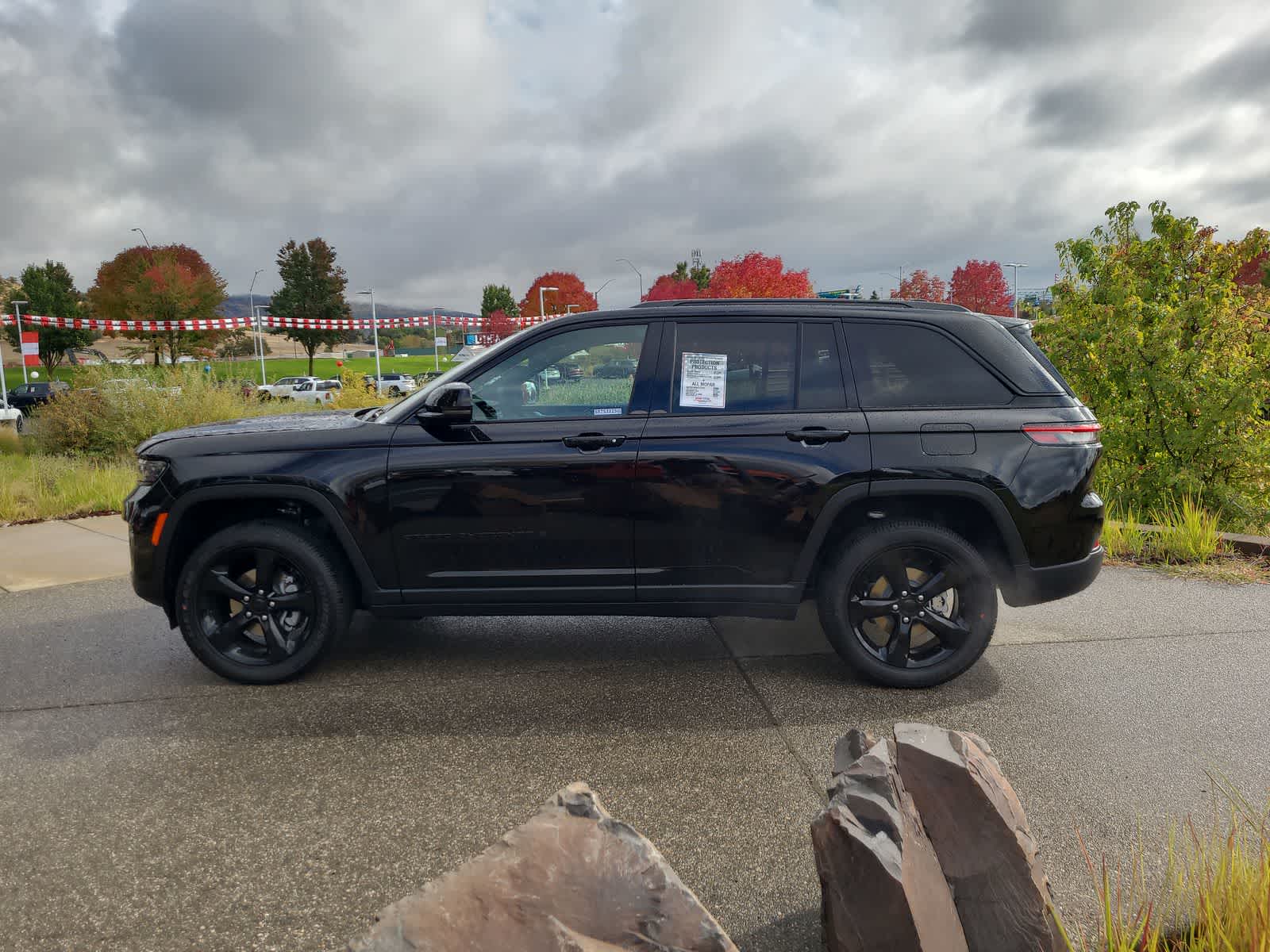 Thumbnail: 2025 Jeep Grand Cherokee - 11