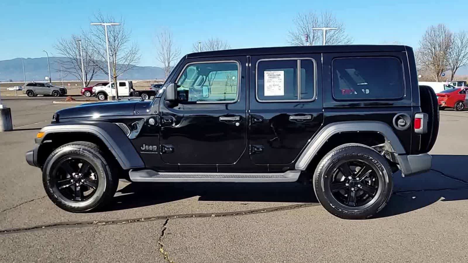 Thumbnail: 2023 Jeep Wrangler - 5