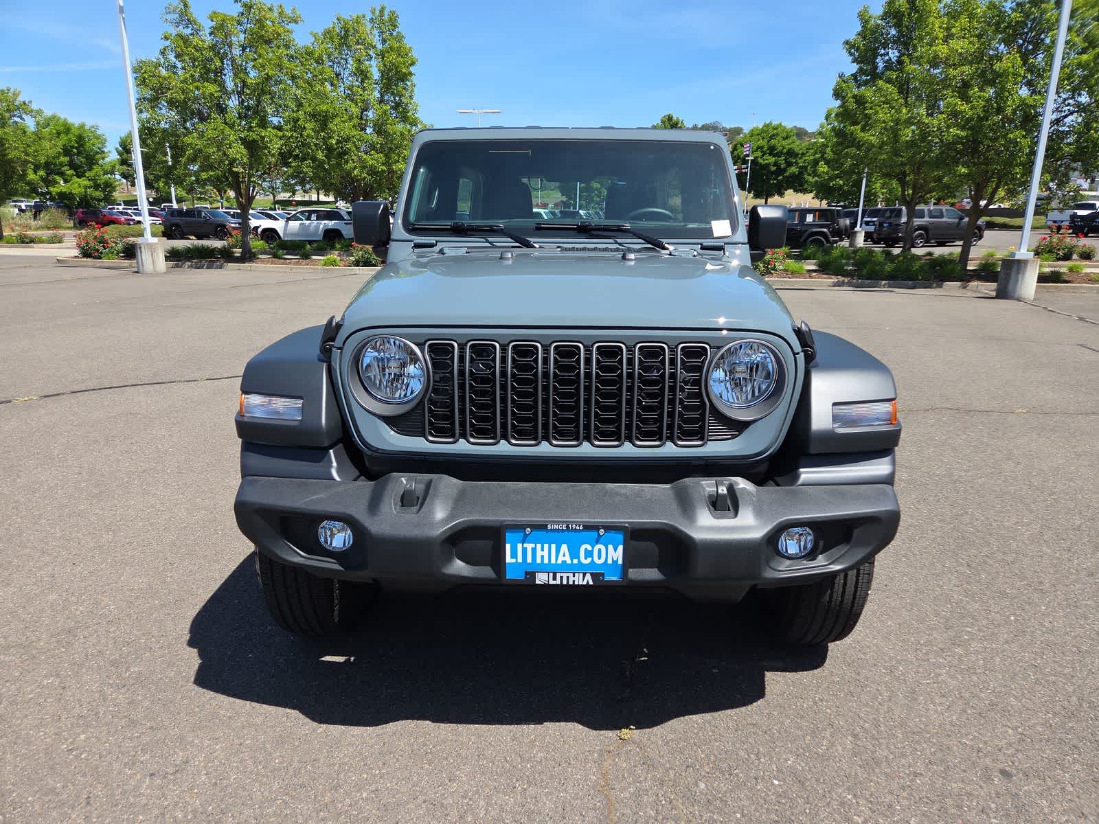 Thumbnail: 2026 Jeep Wrangler - 14