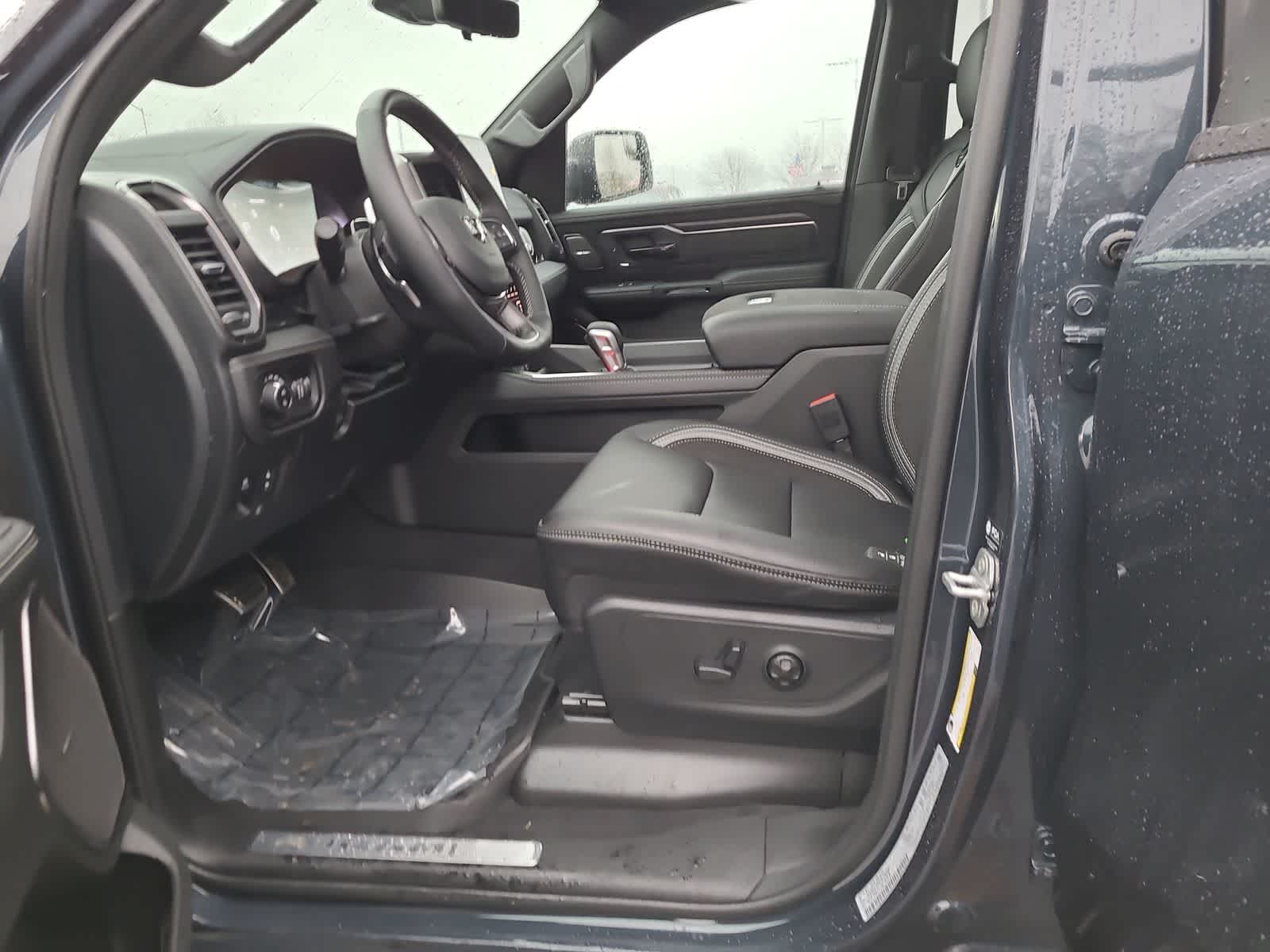 Thumbnail: 2026 RAM 1500 - 19