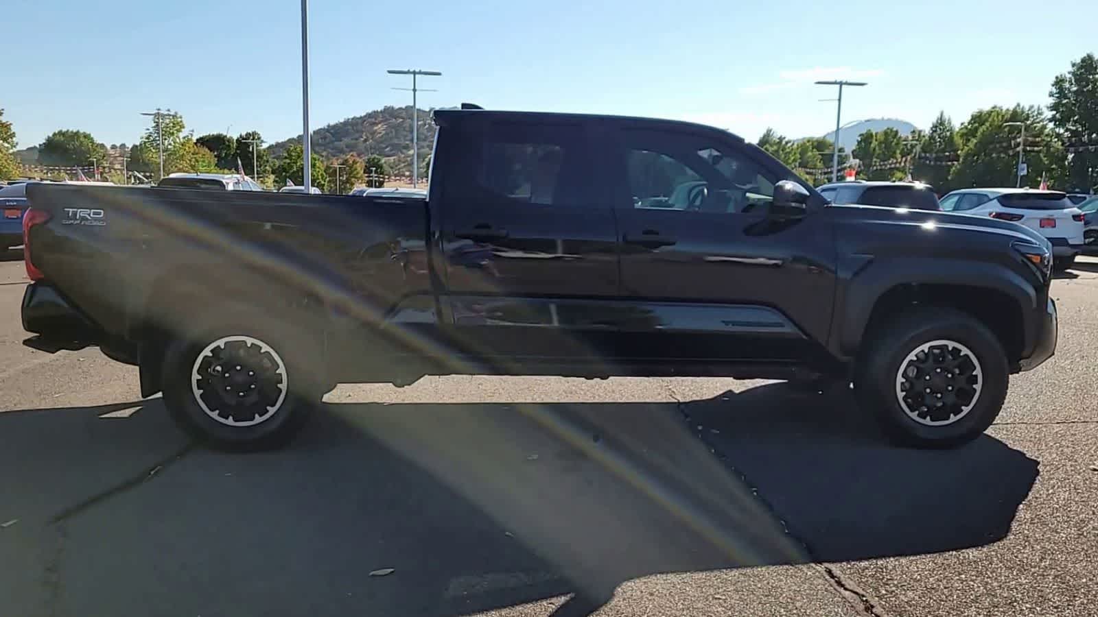 Thumbnail: 2024 Toyota Tacoma - 9