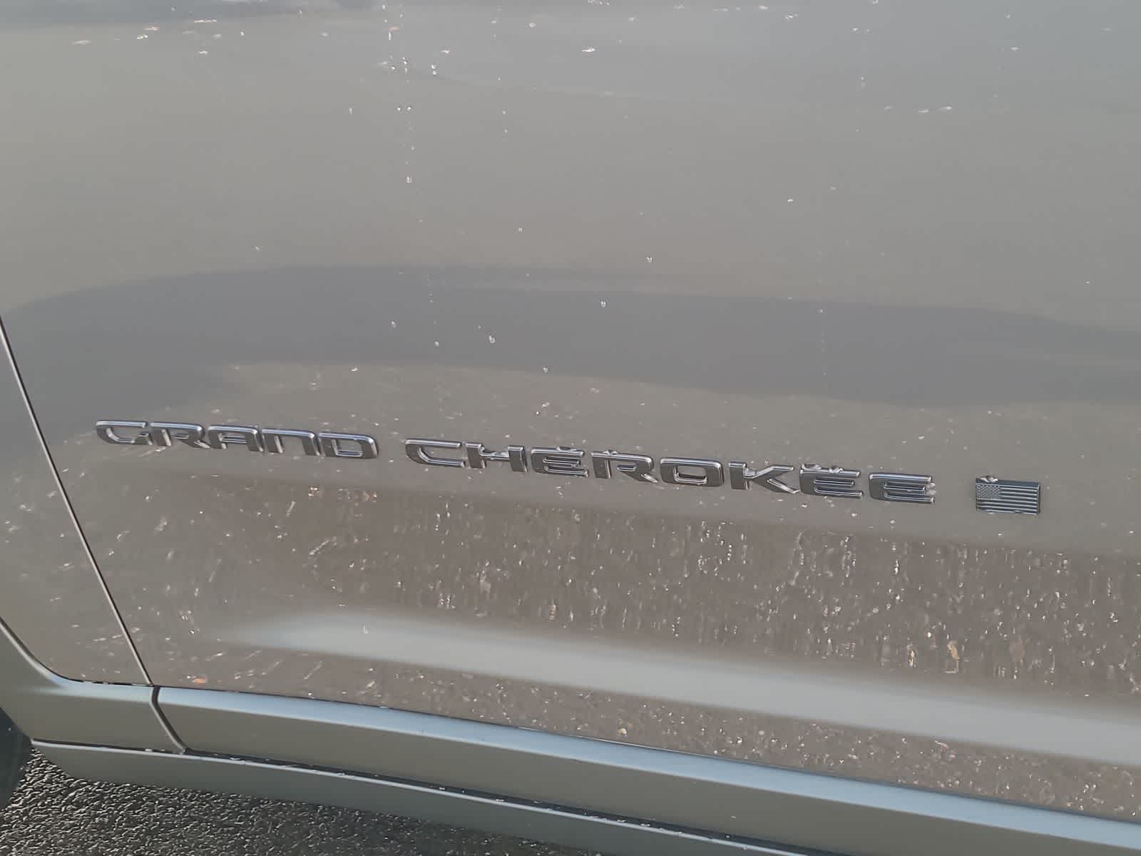 Thumbnail: 2025 Jeep Grand Cherokee - 15