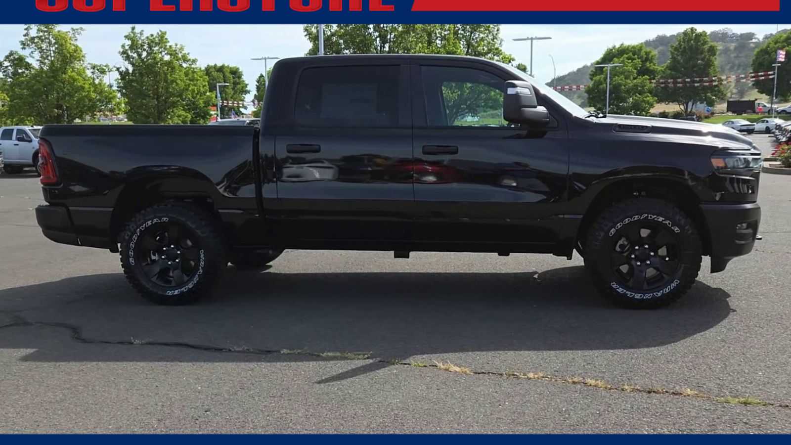 Thumbnail: 2026 RAM 1500 - 9