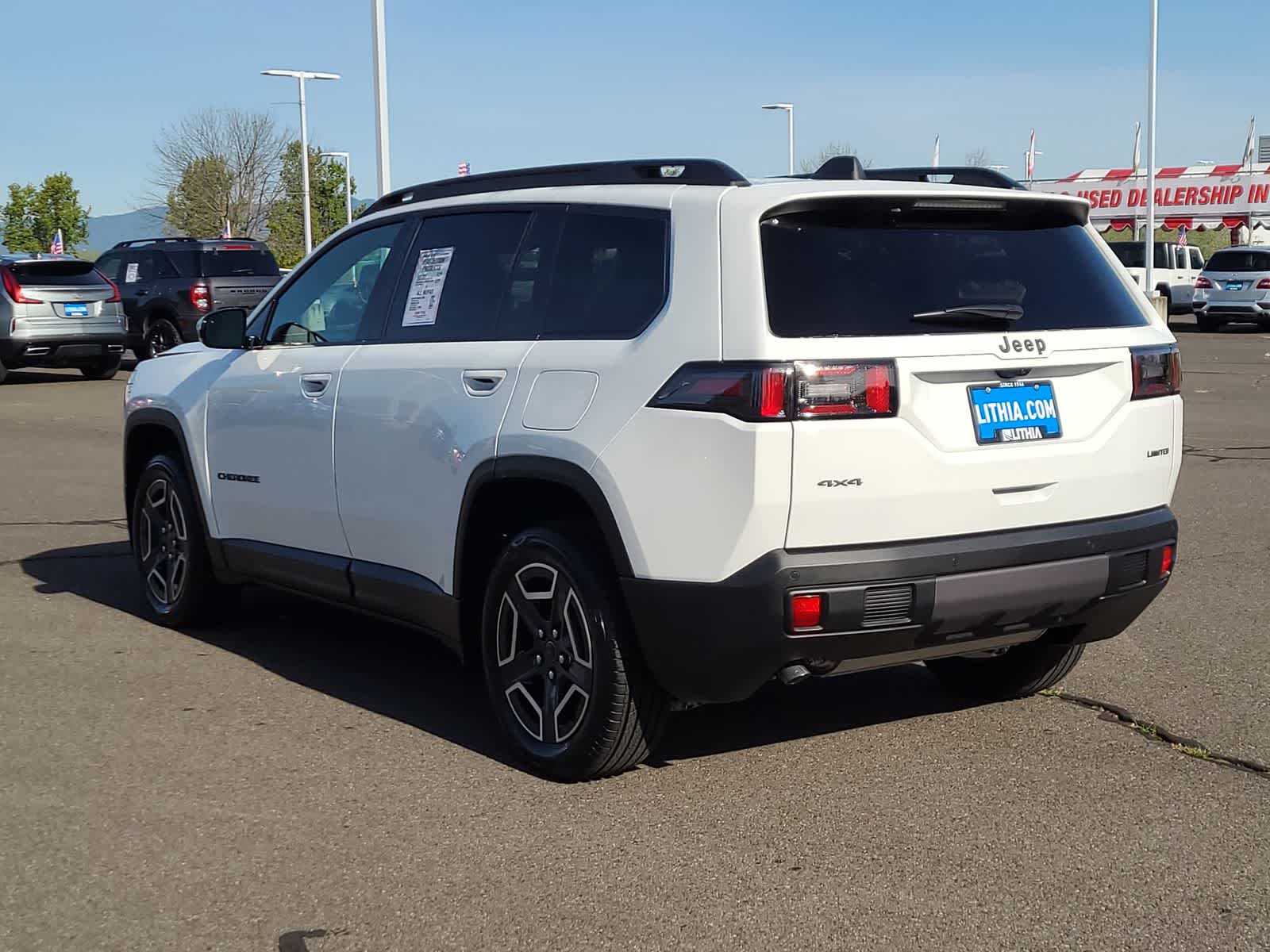 Thumbnail: 2026 Jeep Cherokee - 12