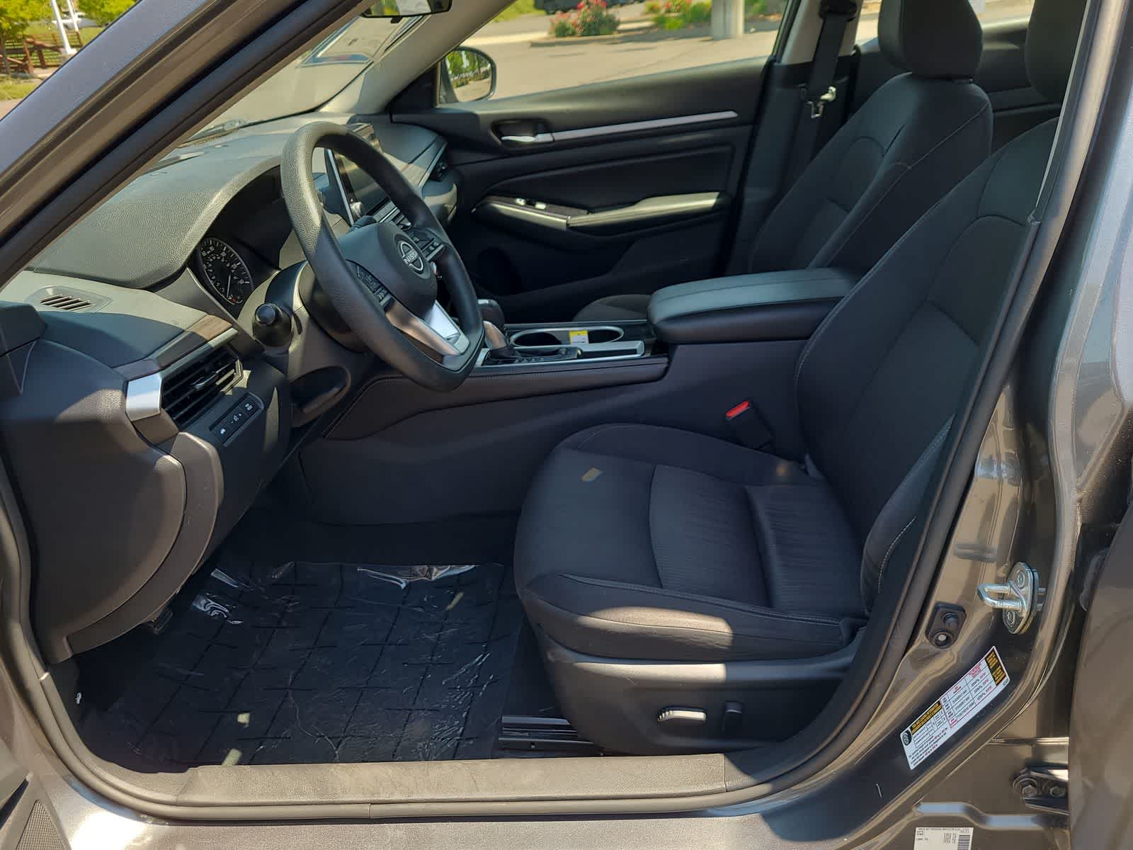 2023 Nissan Altima SV 19