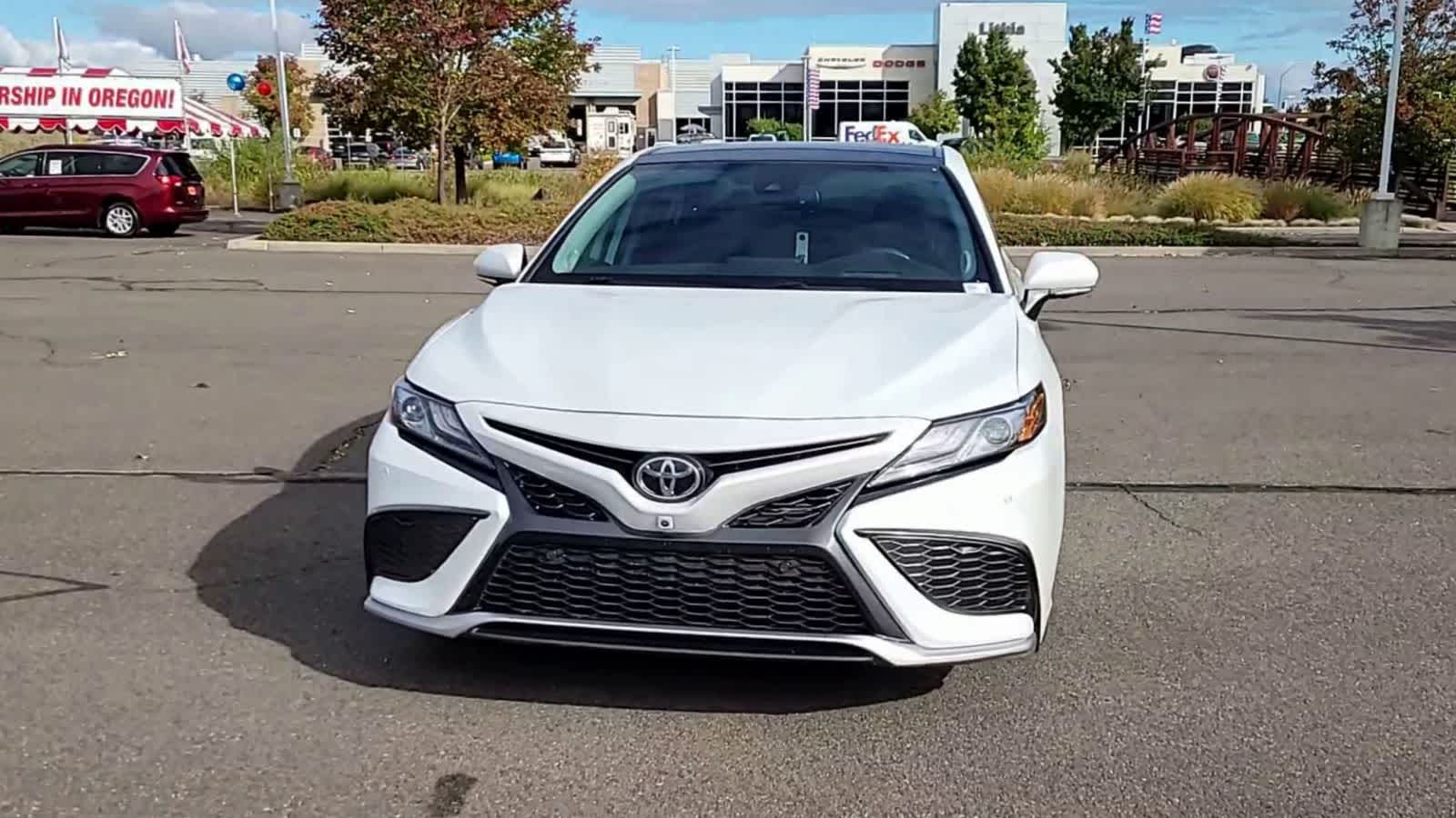 2021 Toyota Camry XSE photo 3