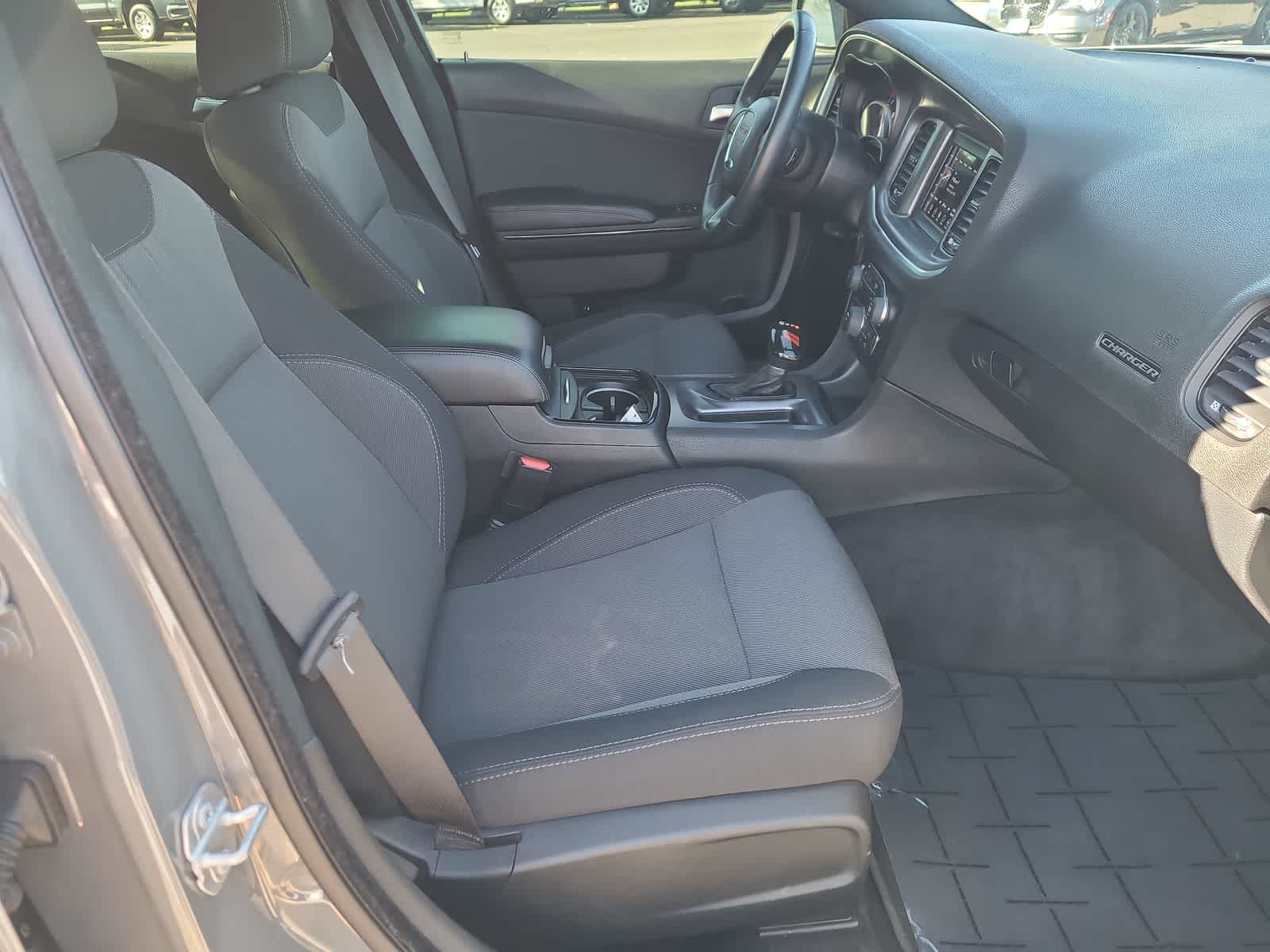 Thumbnail: 2018 Dodge Charger - 22