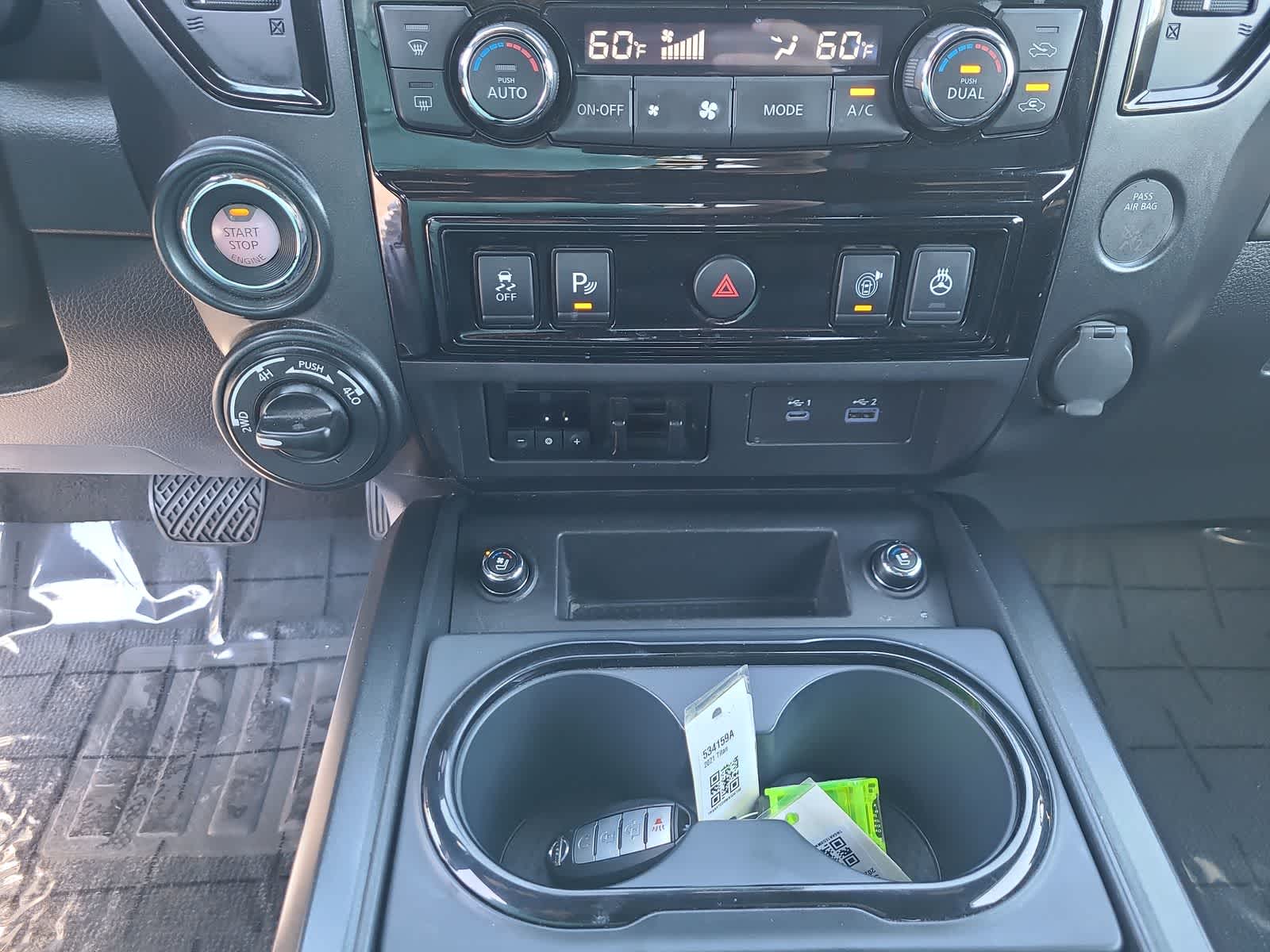 2021 Nissan Titan PRO-4X 25
