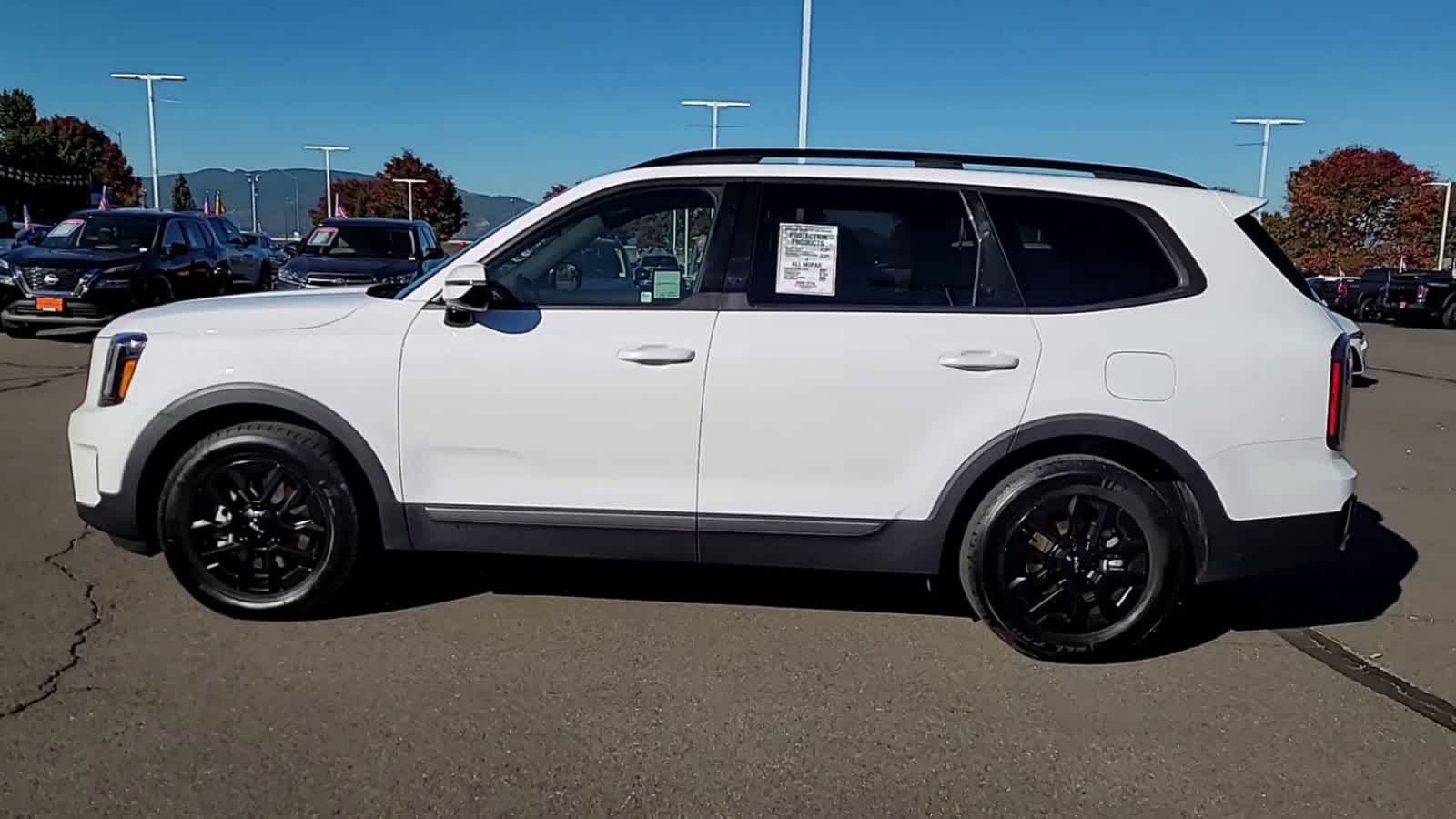 Thumbnail: 2023 Kia Telluride - 5