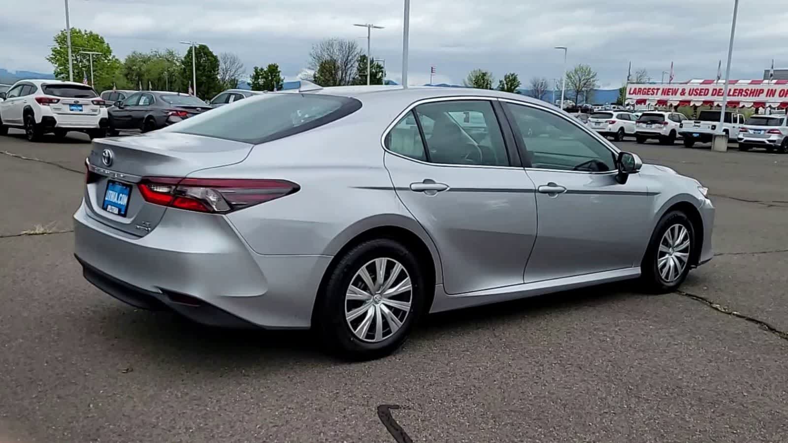 Thumbnail: 2023 Toyota Camry - 8