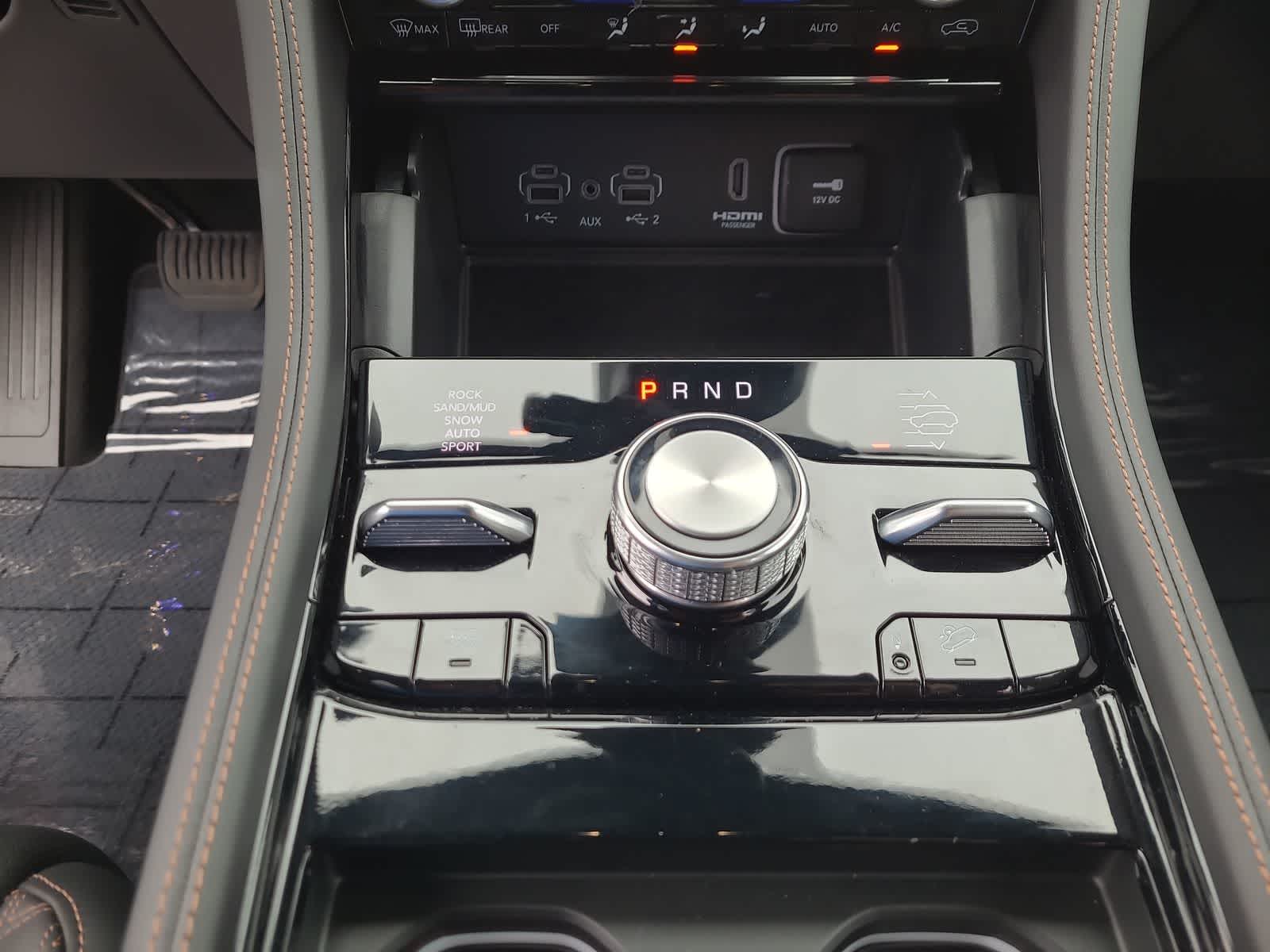 Thumbnail: 2025 Jeep Grand Cherokee - 25