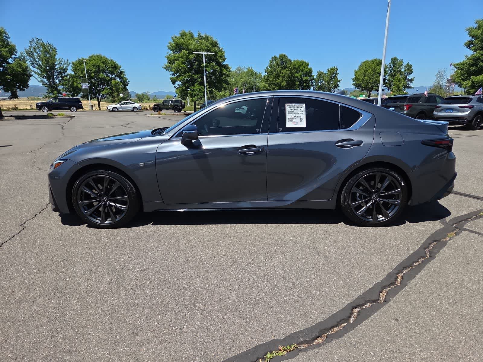 Thumbnail: 2024 Lexus ES - 10