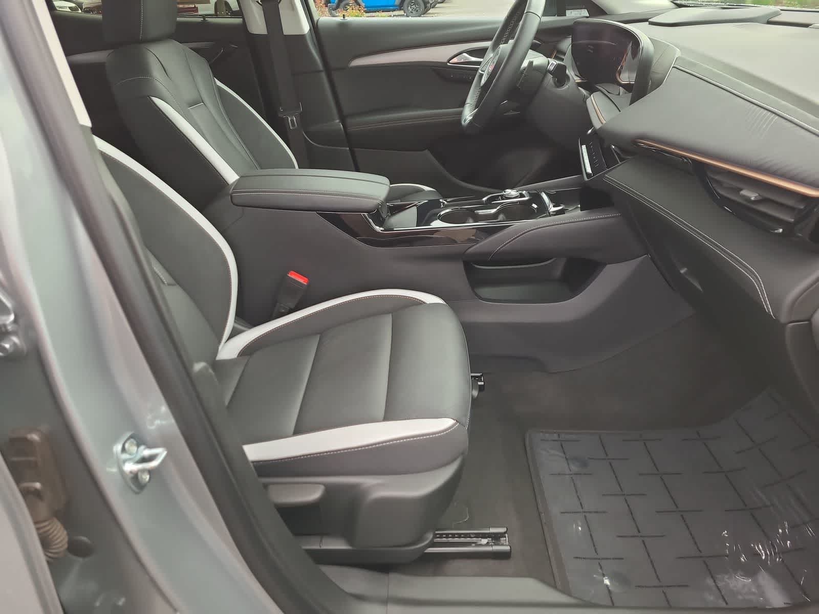 Thumbnail: 2025 Buick Envision - 22