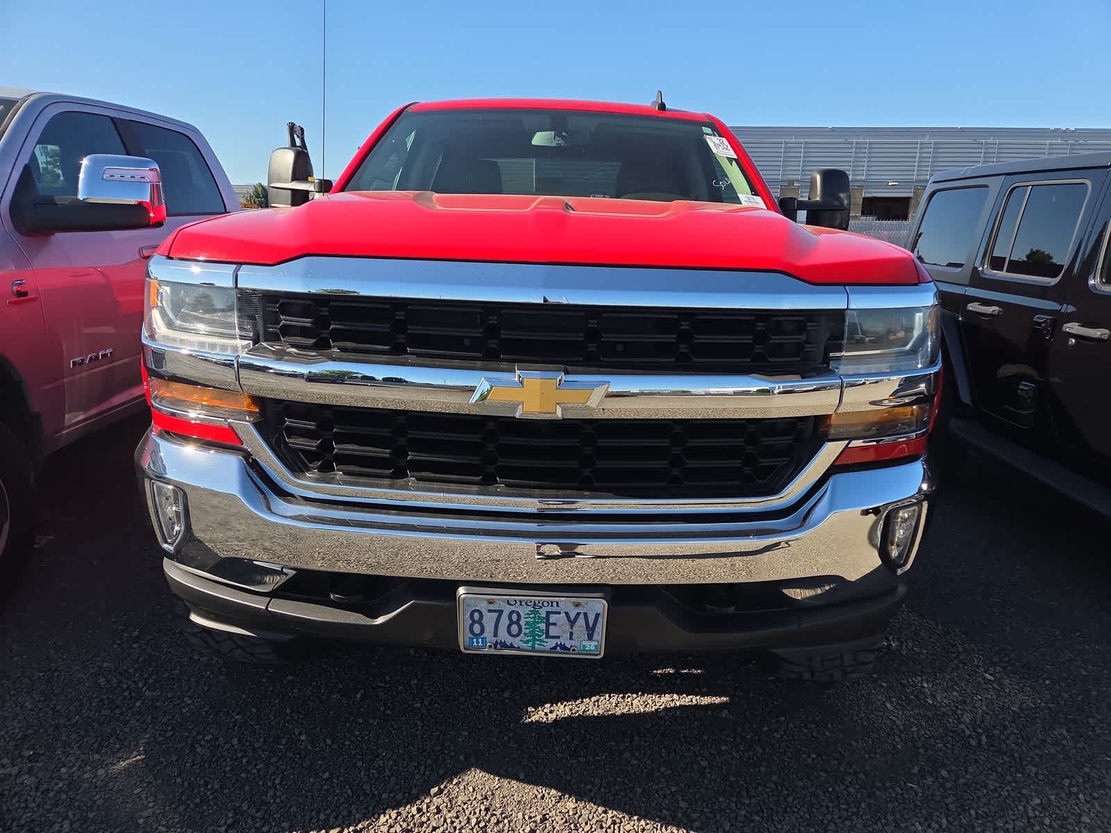 Thumbnail: 2017 Chevrolet Silverado 1500 - 5