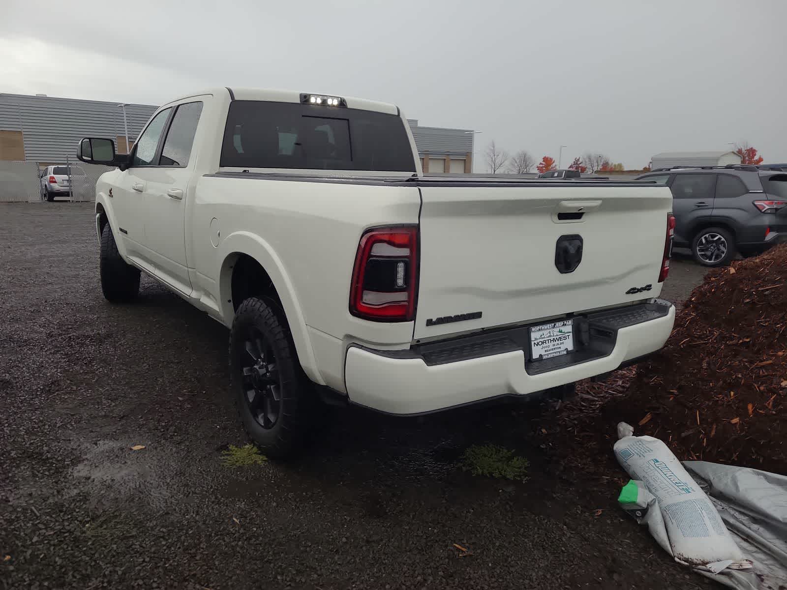 2021 Ram 3500 Laramie photo 3