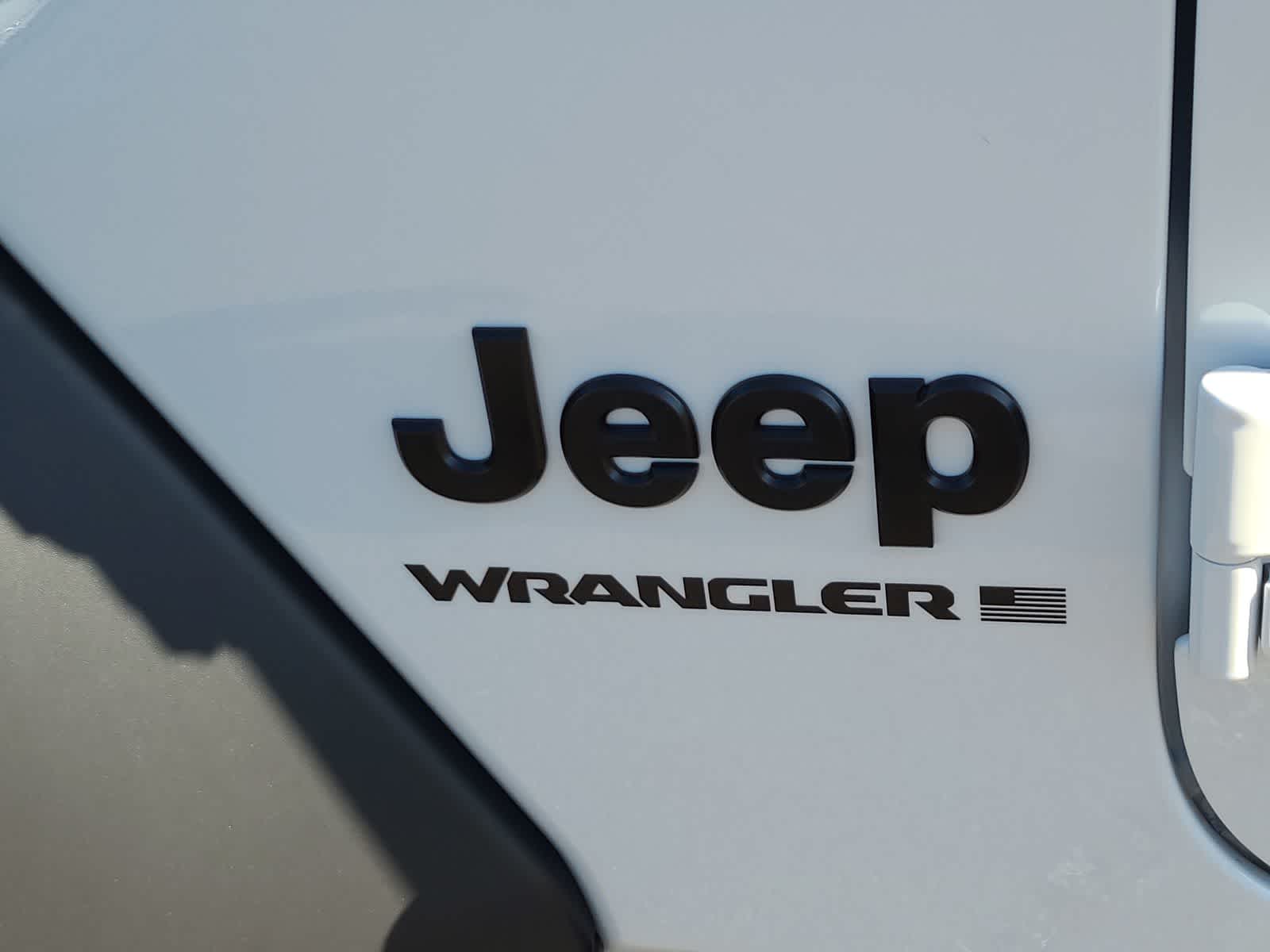 Thumbnail: 2026 Jeep Wrangler - 15