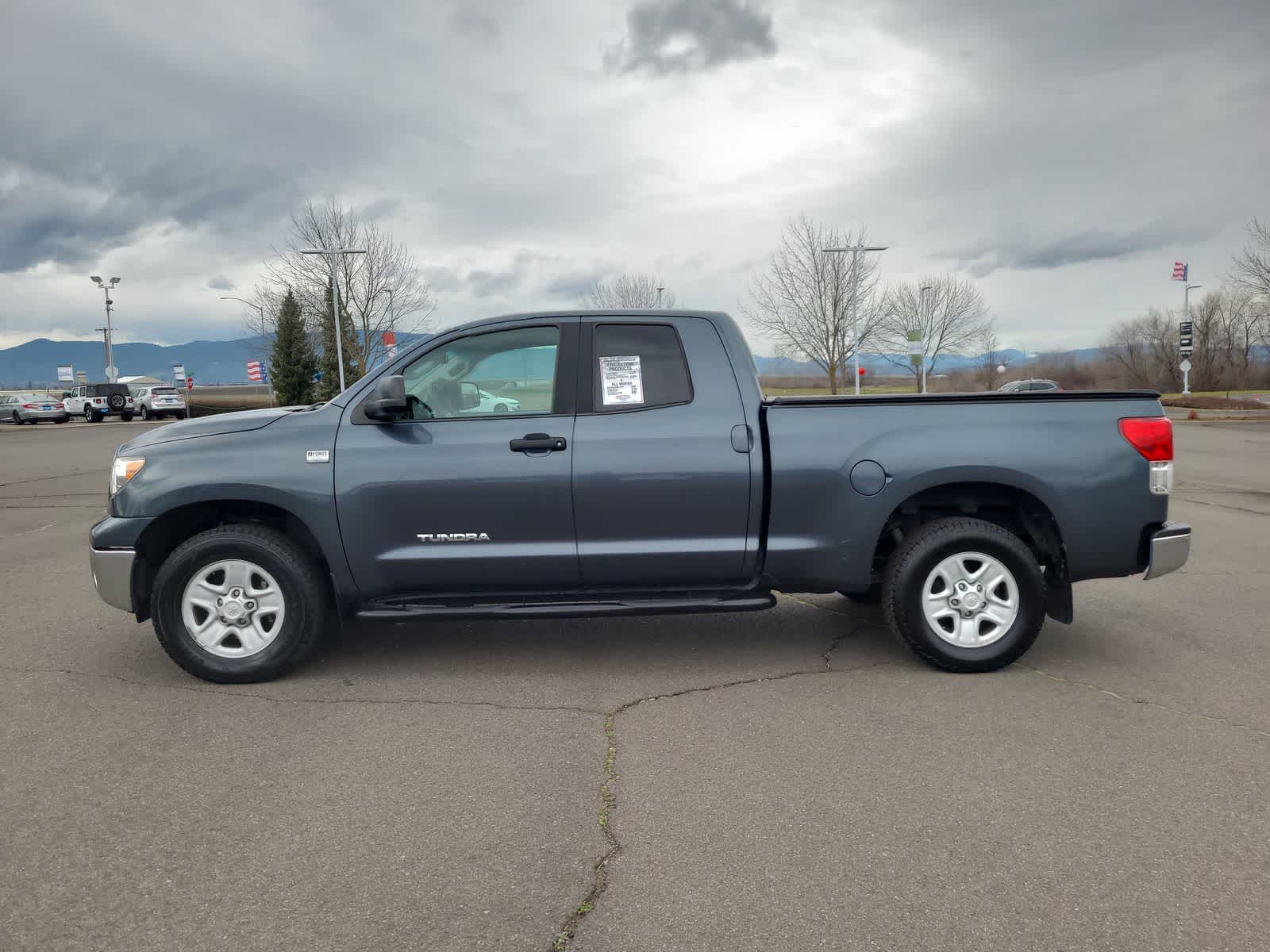 Thumbnail: 2010 Toyota Tundra - 11