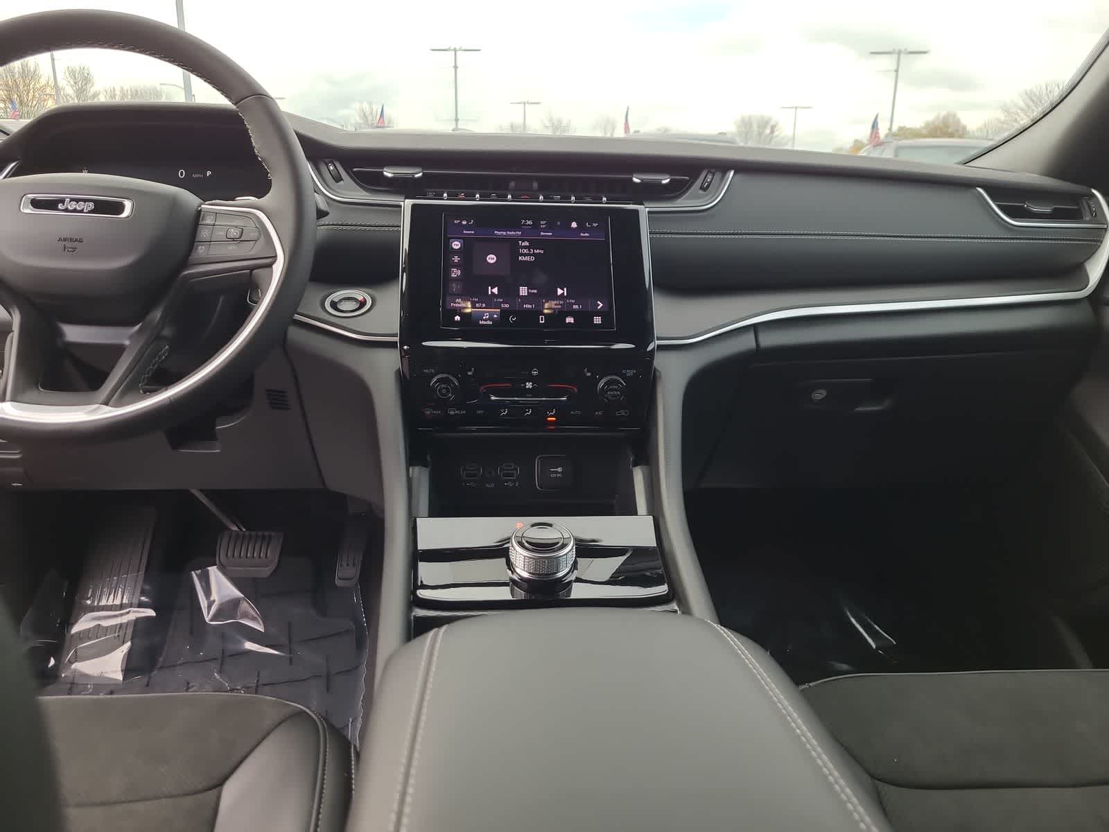 Thumbnail: 2025 Jeep Grand Cherokee - 18