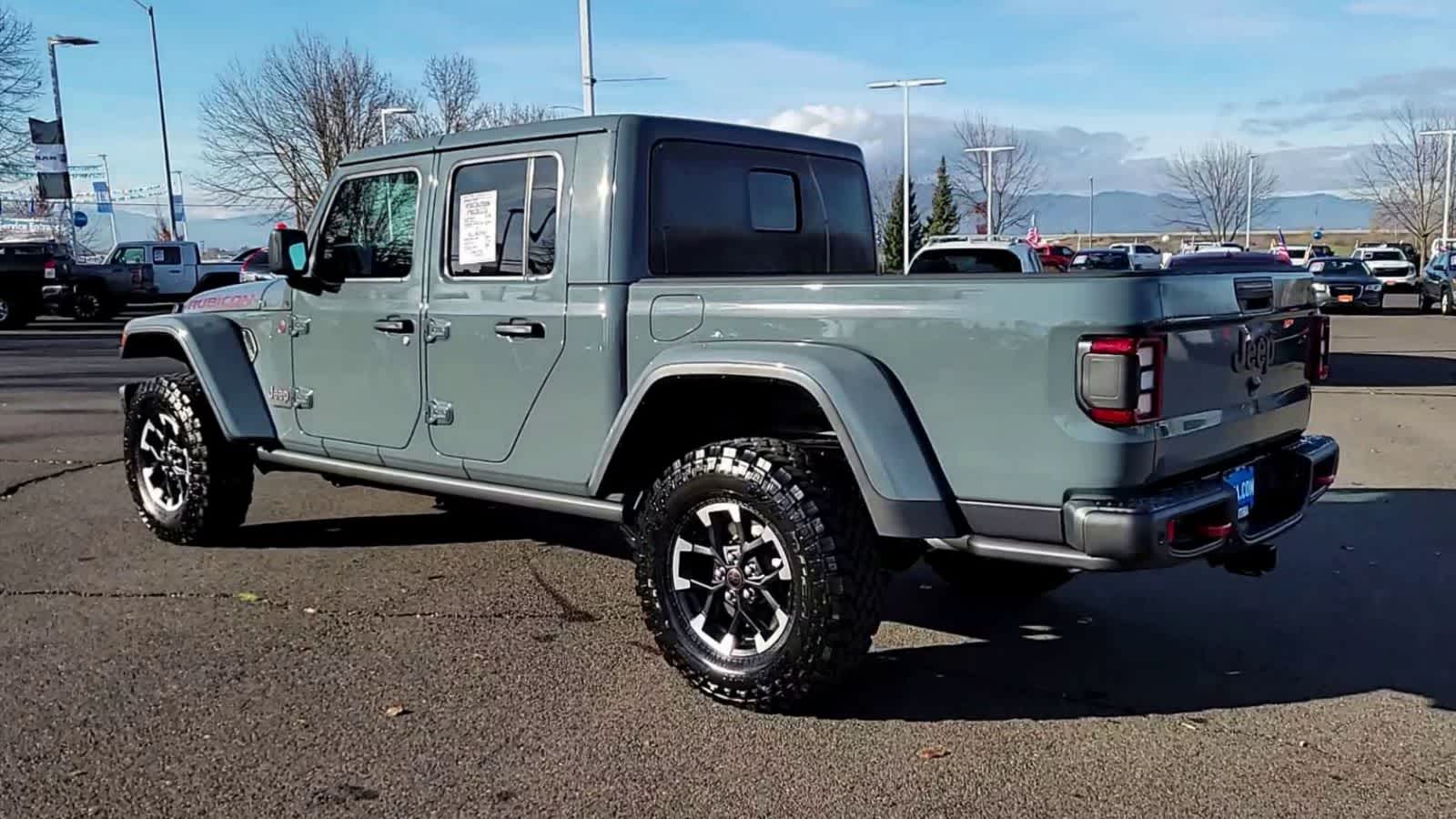 Thumbnail: 2026 Jeep Gladiator - 6