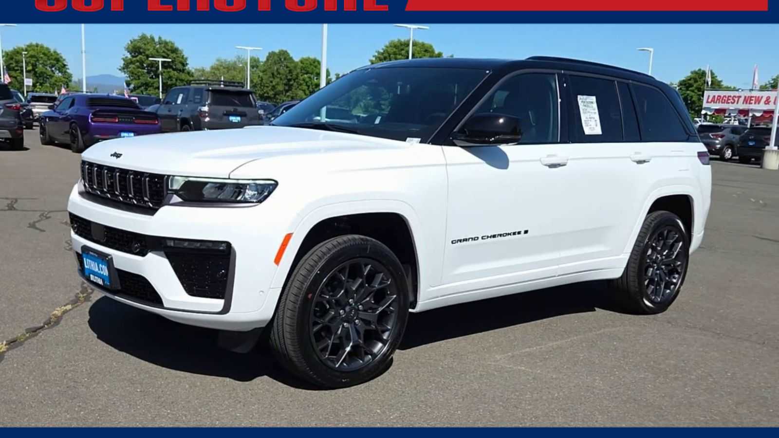 Thumbnail: 2026 Jeep Grand Cherokee - 4