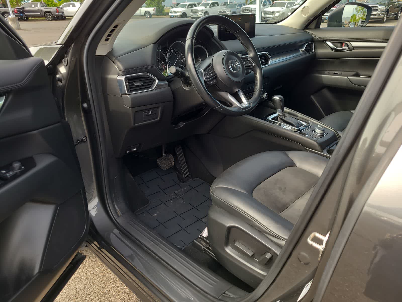 Thumbnail: 2023 RAM 1500 - 10