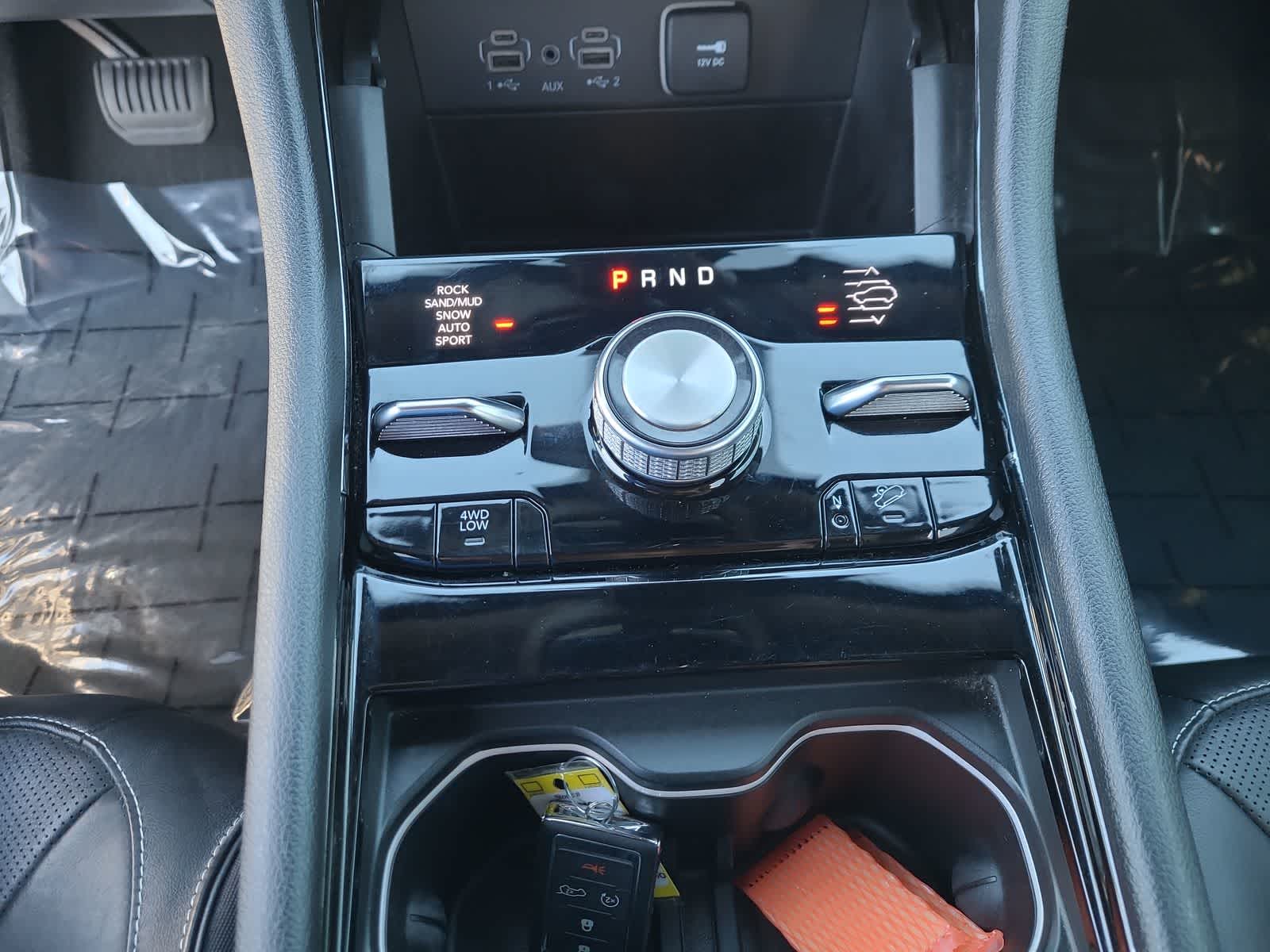 Thumbnail: 2023 Jeep Grand Cherokee - 25