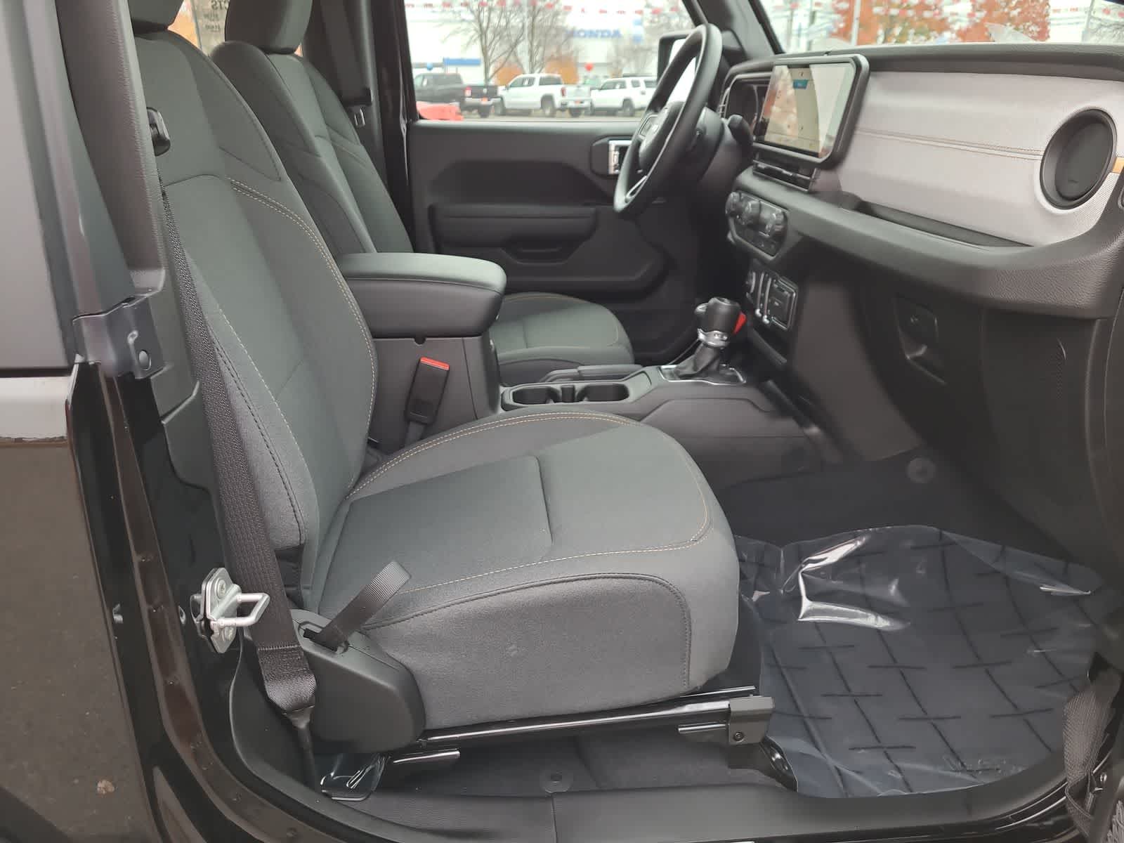 Thumbnail: 2026 Jeep Wrangler - 22