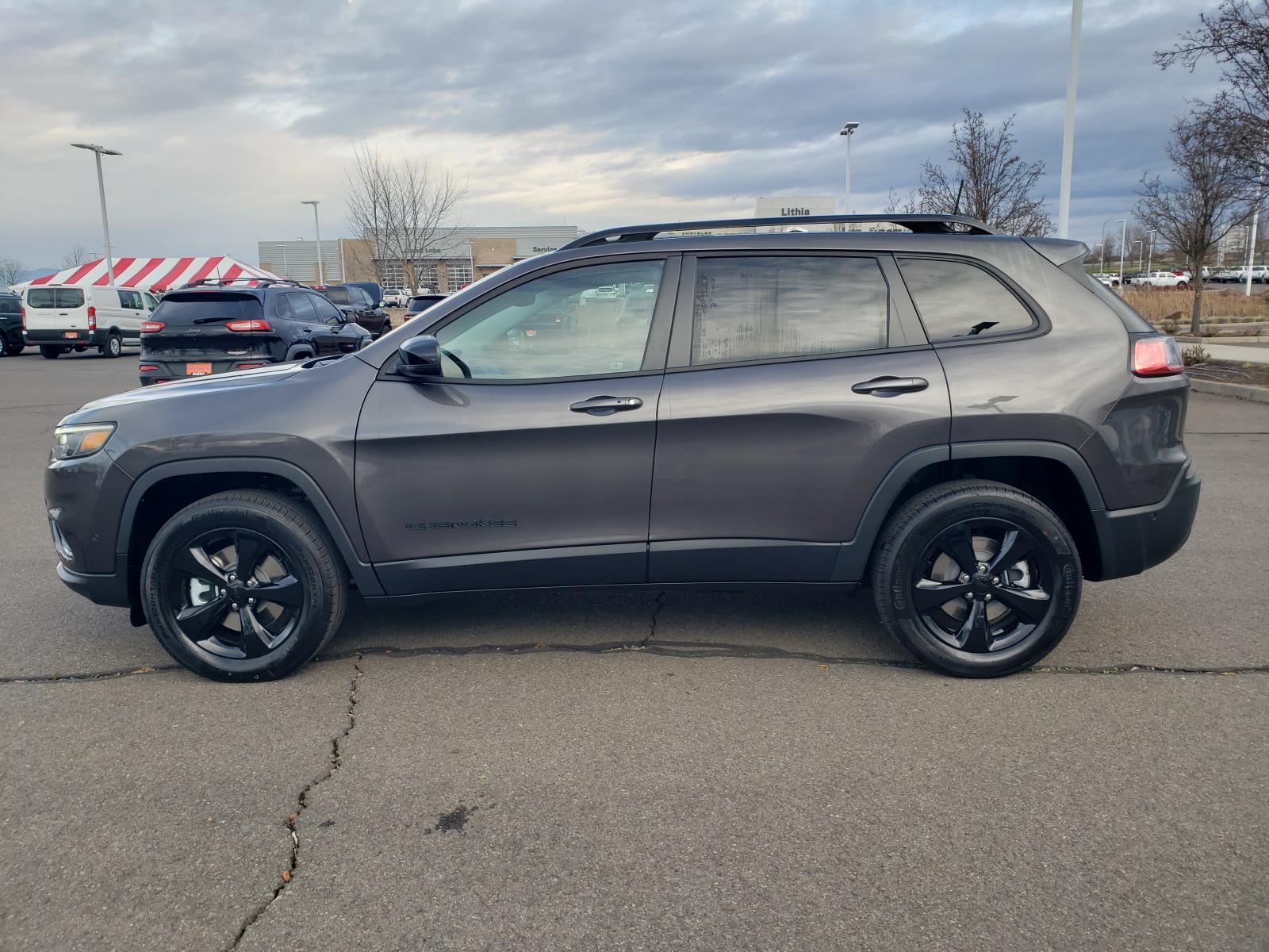 2023 Jeep Cherokee ALTITUDE LUX 4X4 Sport Utility Granite Crystal For Sale  in Medford OR