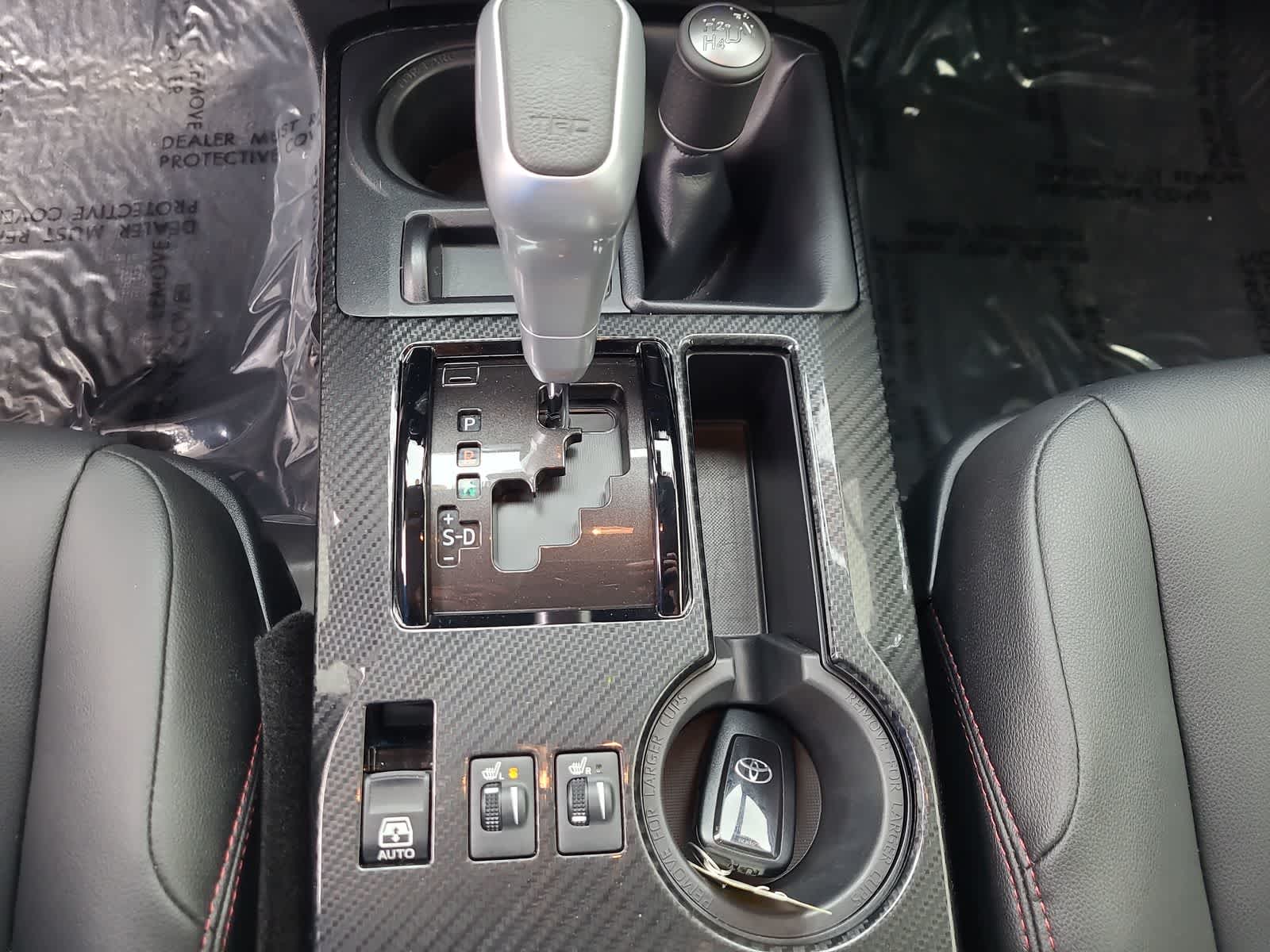 Thumbnail: 2023 Toyota 4Runner - 25