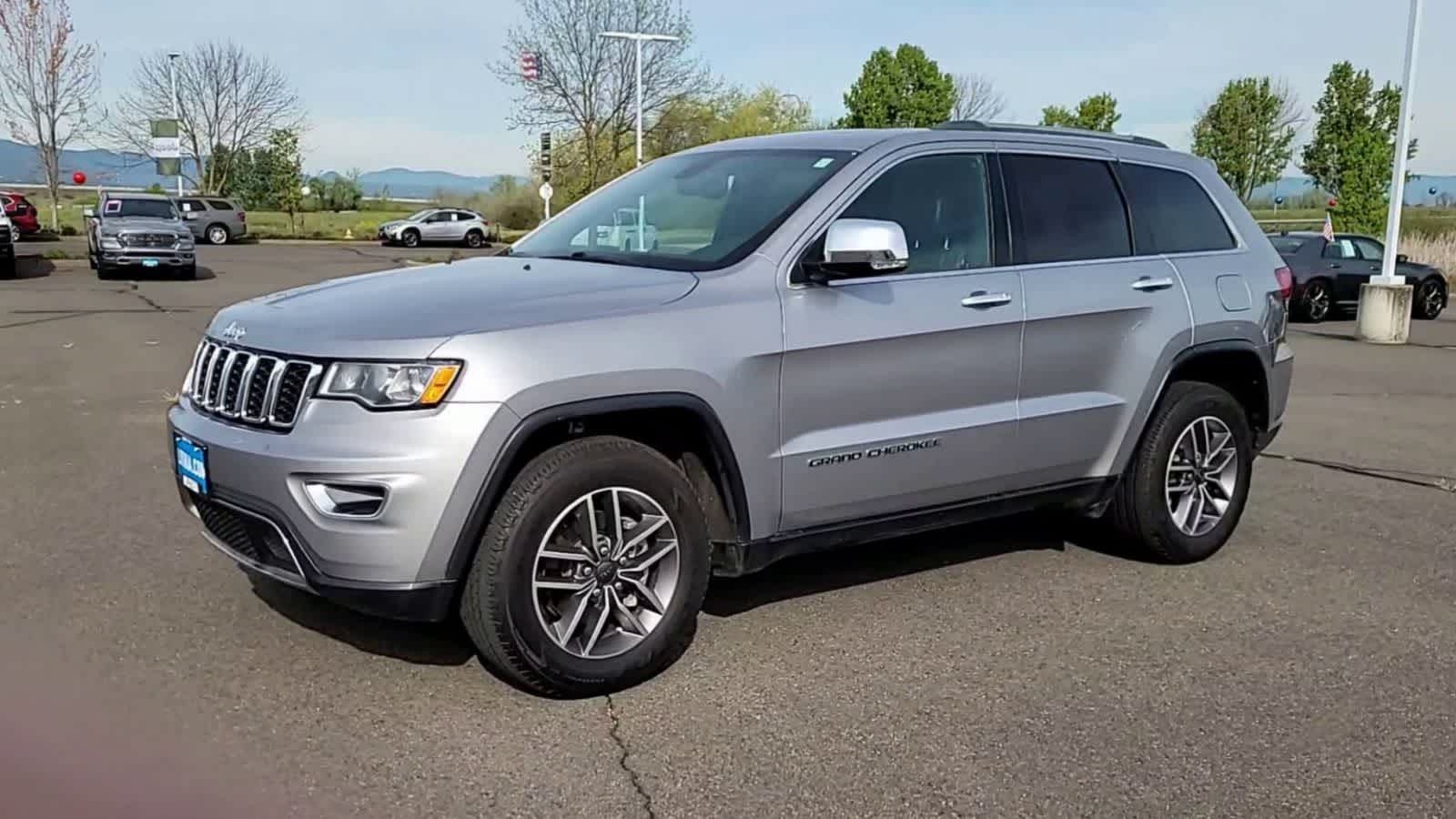 Thumbnail: 2020 Jeep Grand Cherokee - 4