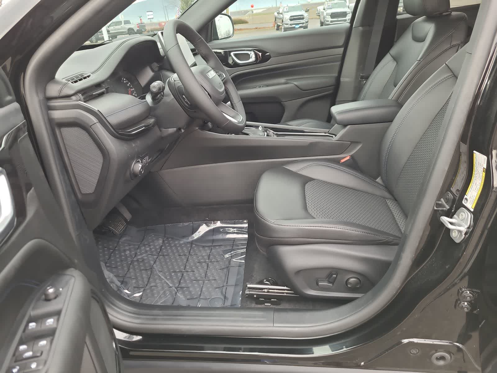 Thumbnail: 2026 Jeep Compass - 19