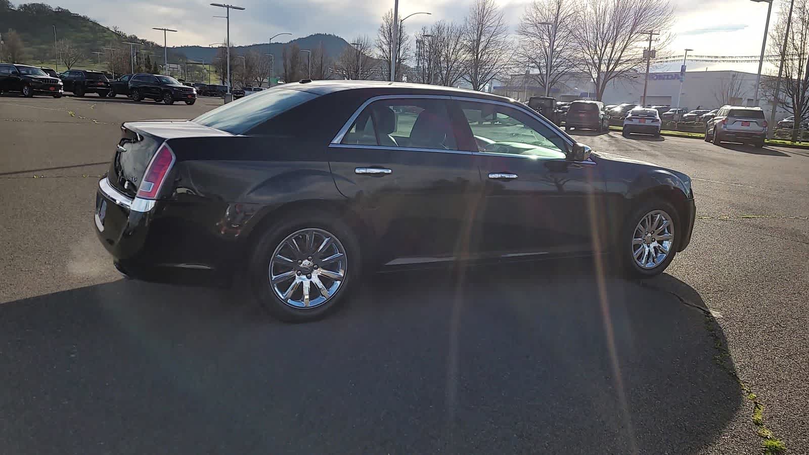 Thumbnail: 2012 Chrysler 300 - 8