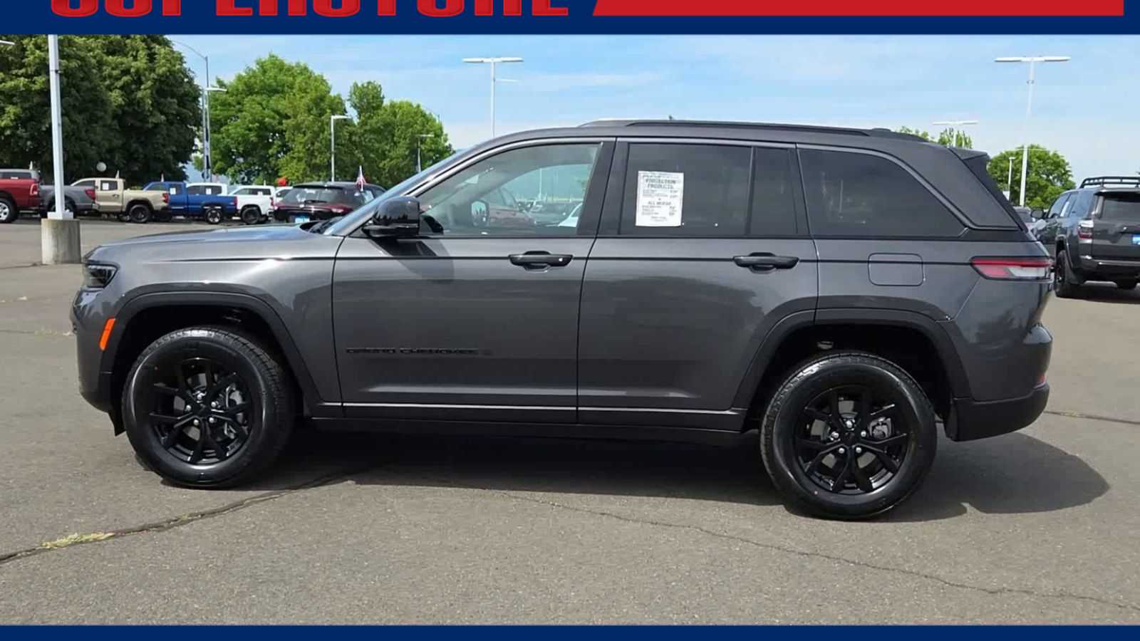 Thumbnail: 2026 Jeep Grand Cherokee - 5