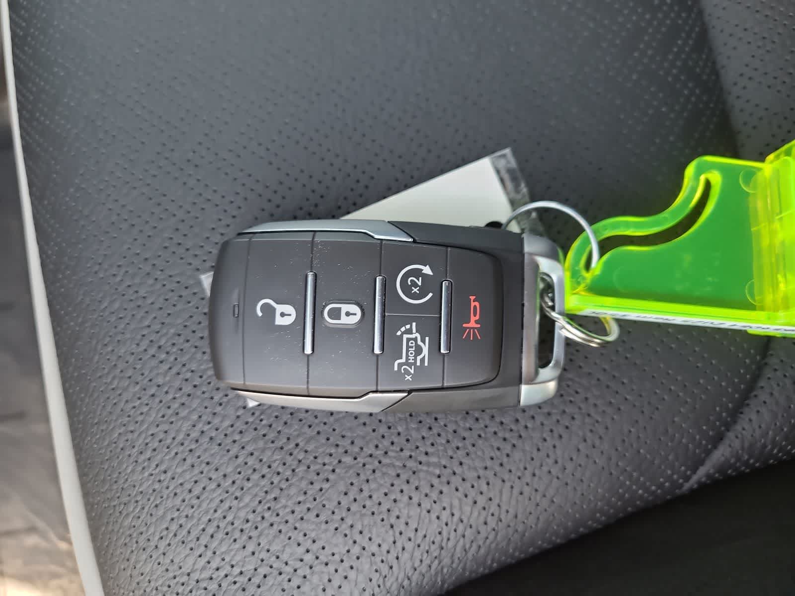 Thumbnail: 2025 RAM 1500 - 28