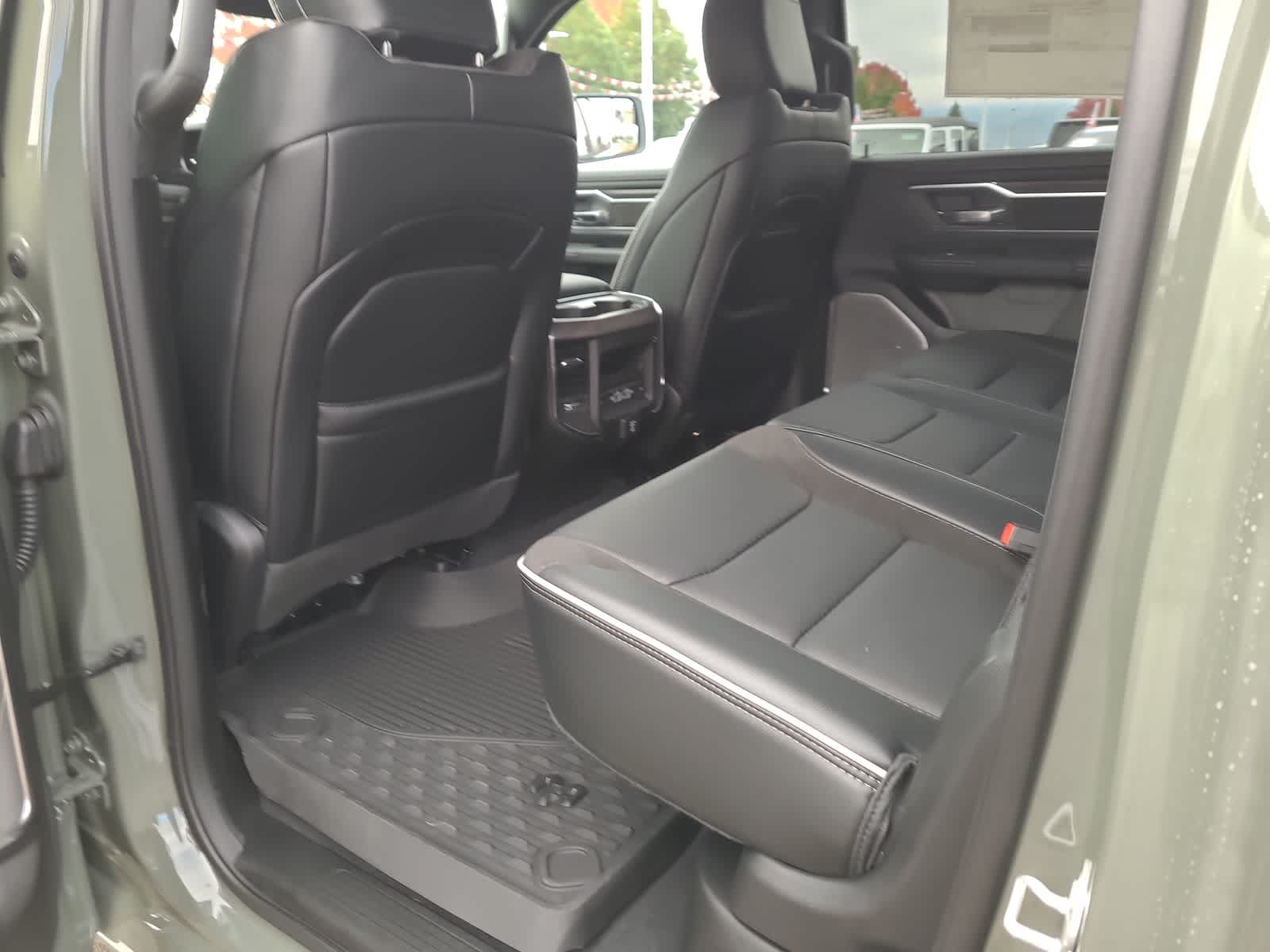 Thumbnail: 2026 RAM 1500 - 20