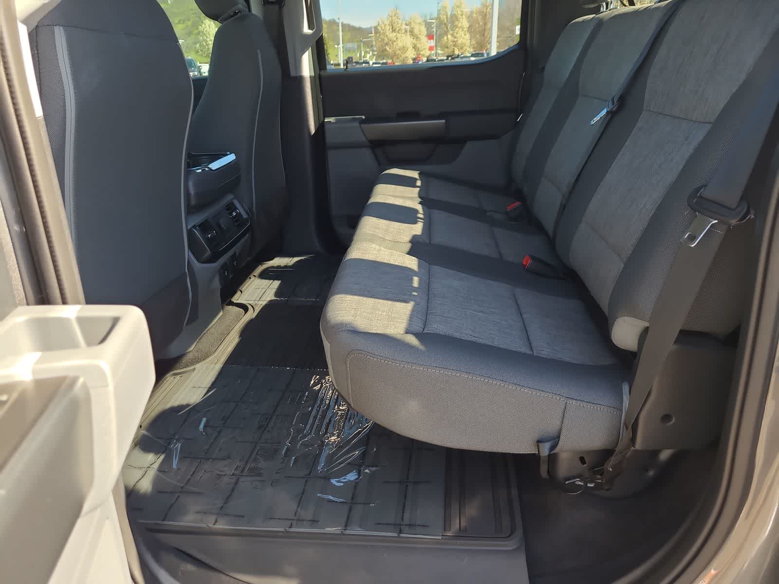 Thumbnail: 2023 Ford F-150 - 21