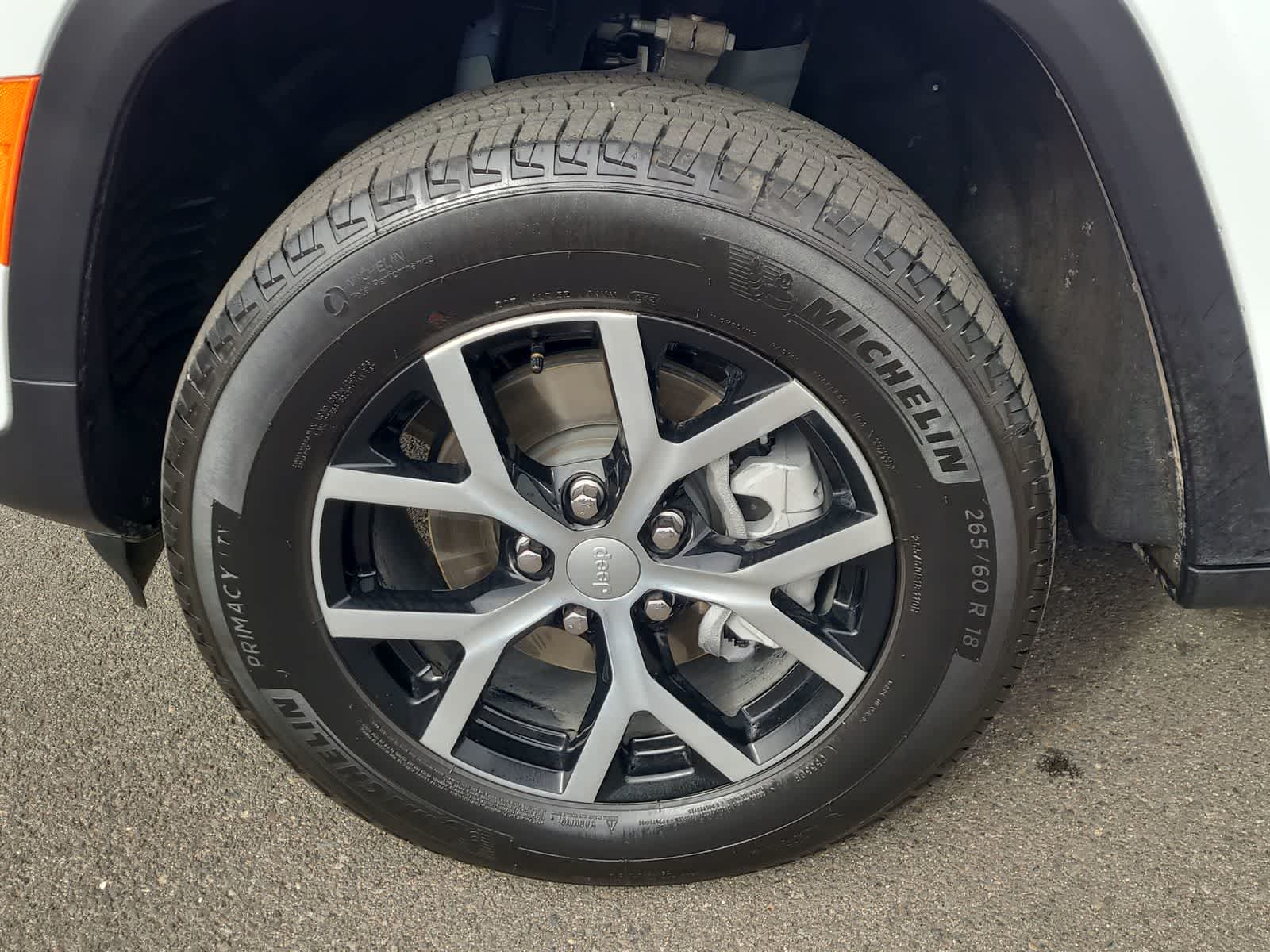 Thumbnail: 2024 Jeep Grand Cherokee - 16