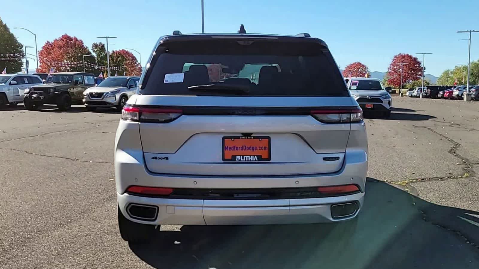 Thumbnail: 2025 Jeep Grand Cherokee - 7