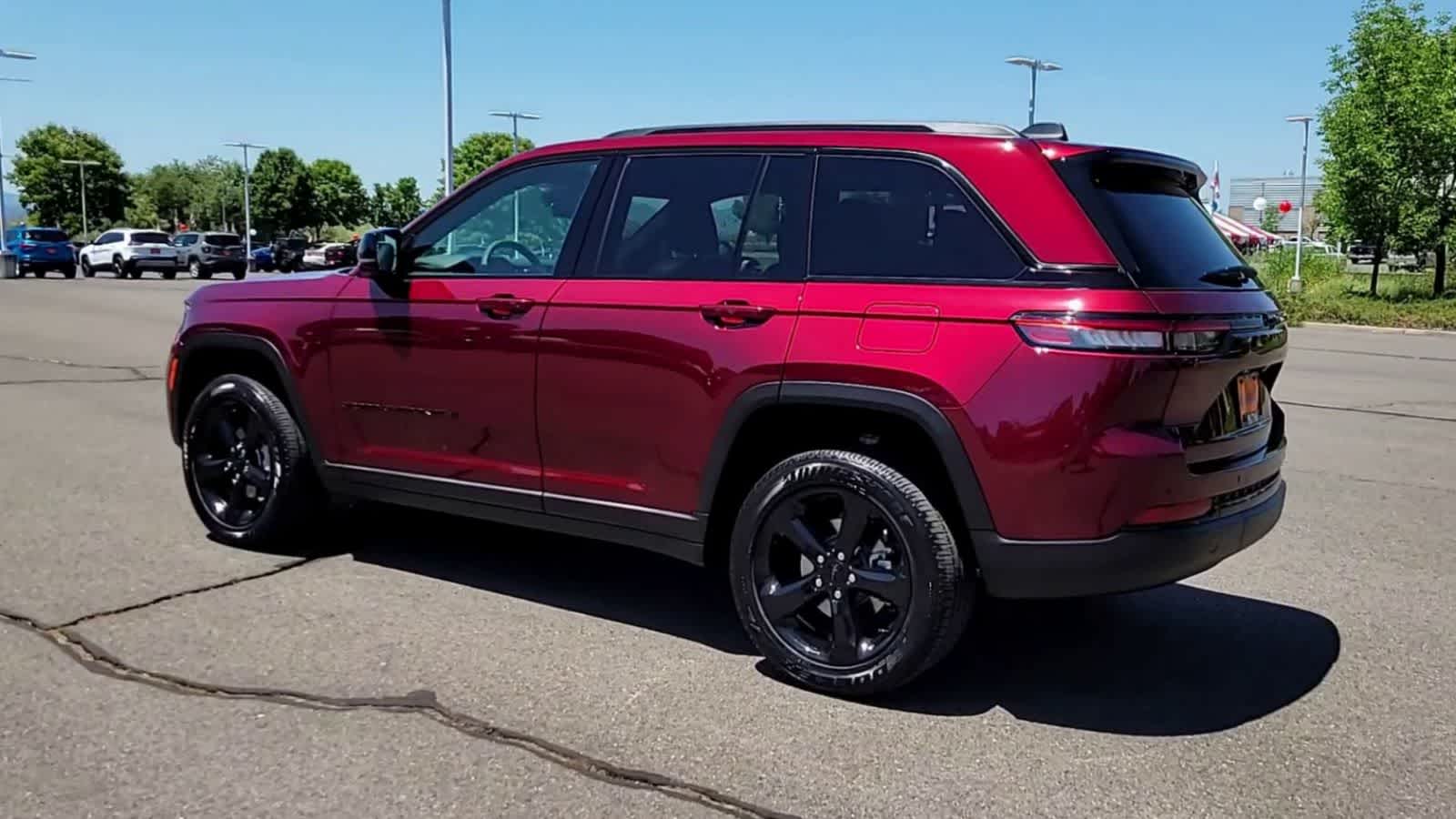 Thumbnail: 2025 Jeep Grand Cherokee - 6