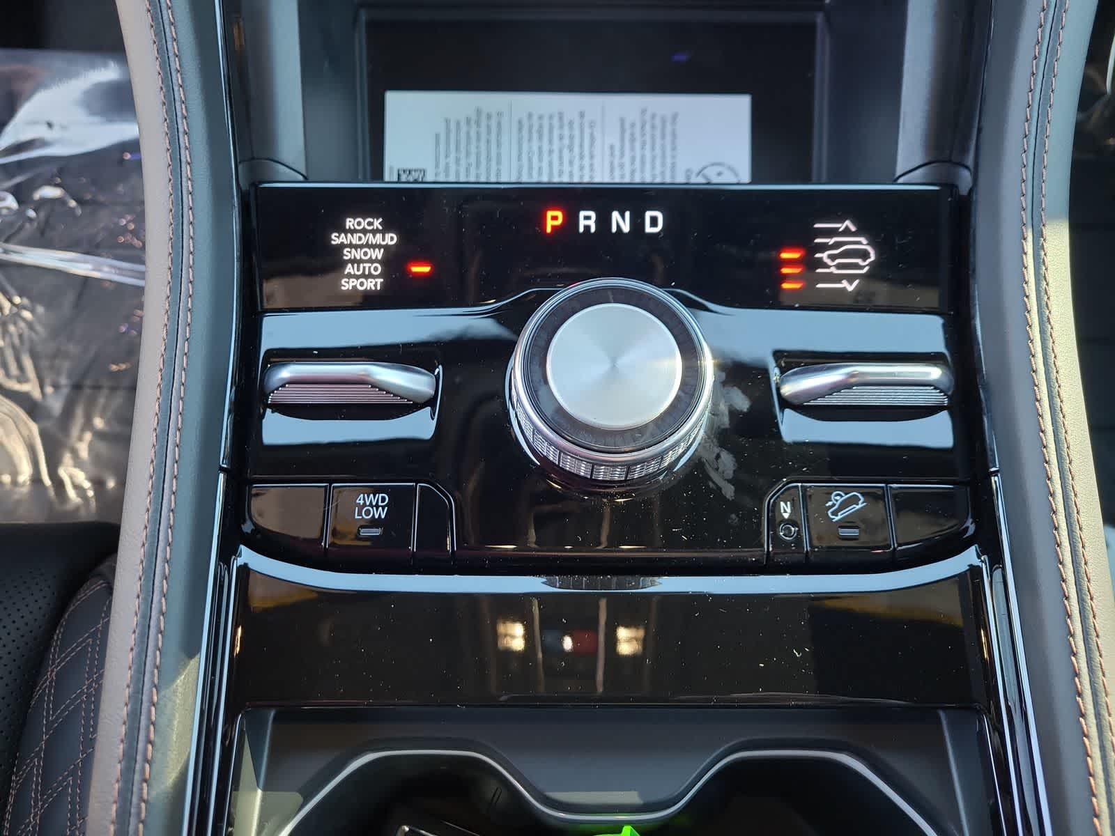 Thumbnail: 2025 Jeep Grand Cherokee - 25