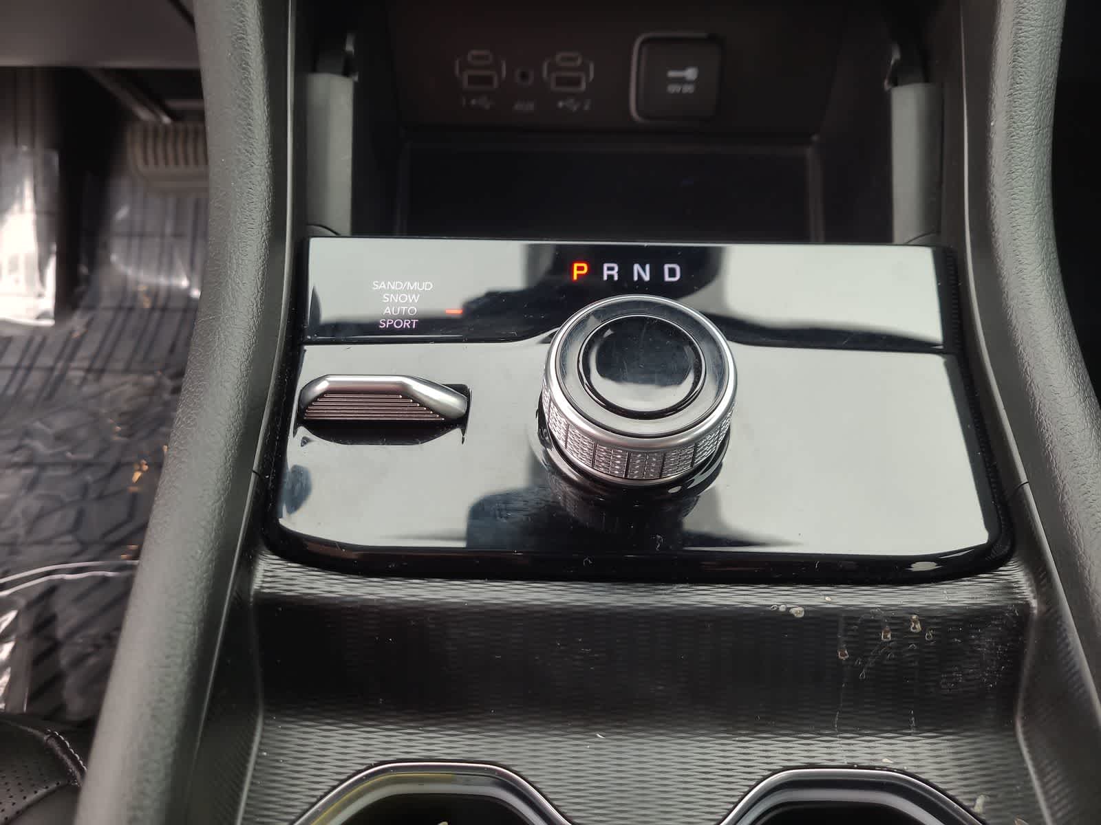 Thumbnail: 2024 Jeep Grand Cherokee - 25