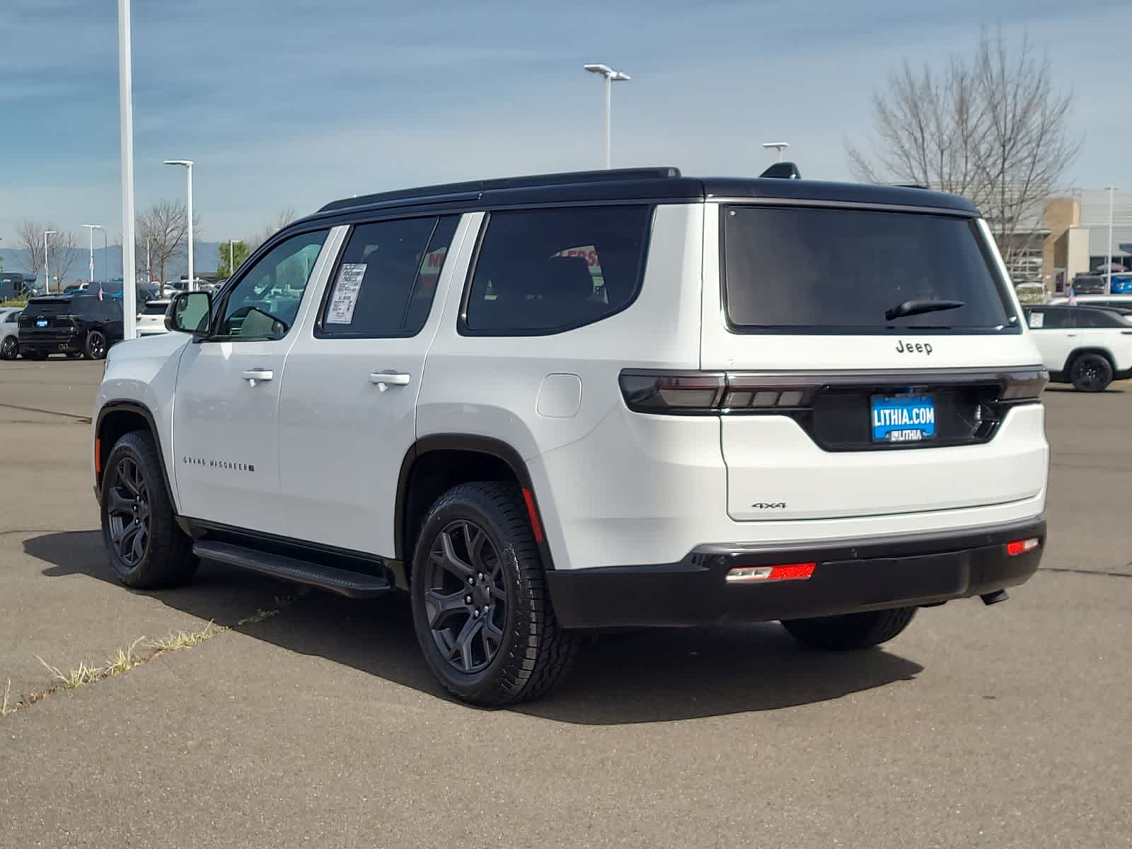 Thumbnail: 2026 Jeep Grand Wagoneer - 12