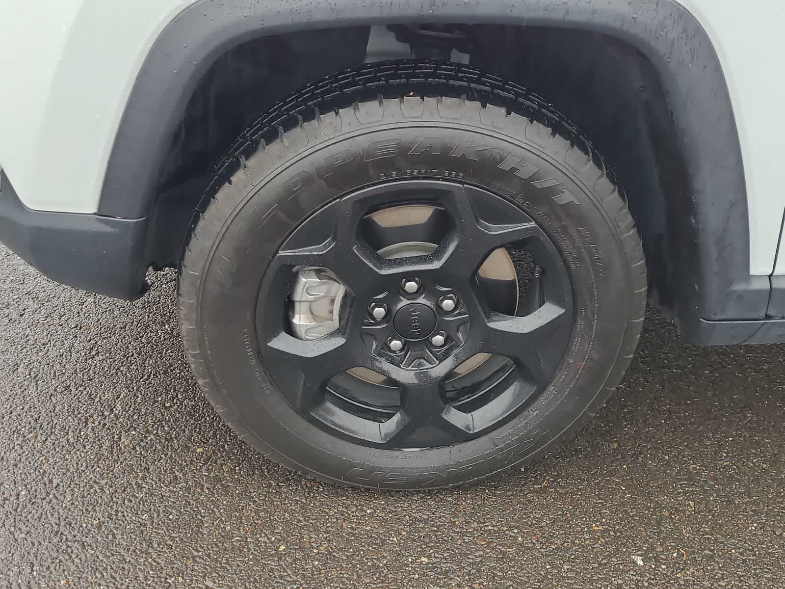 Thumbnail: 2023 Jeep Compass - 16